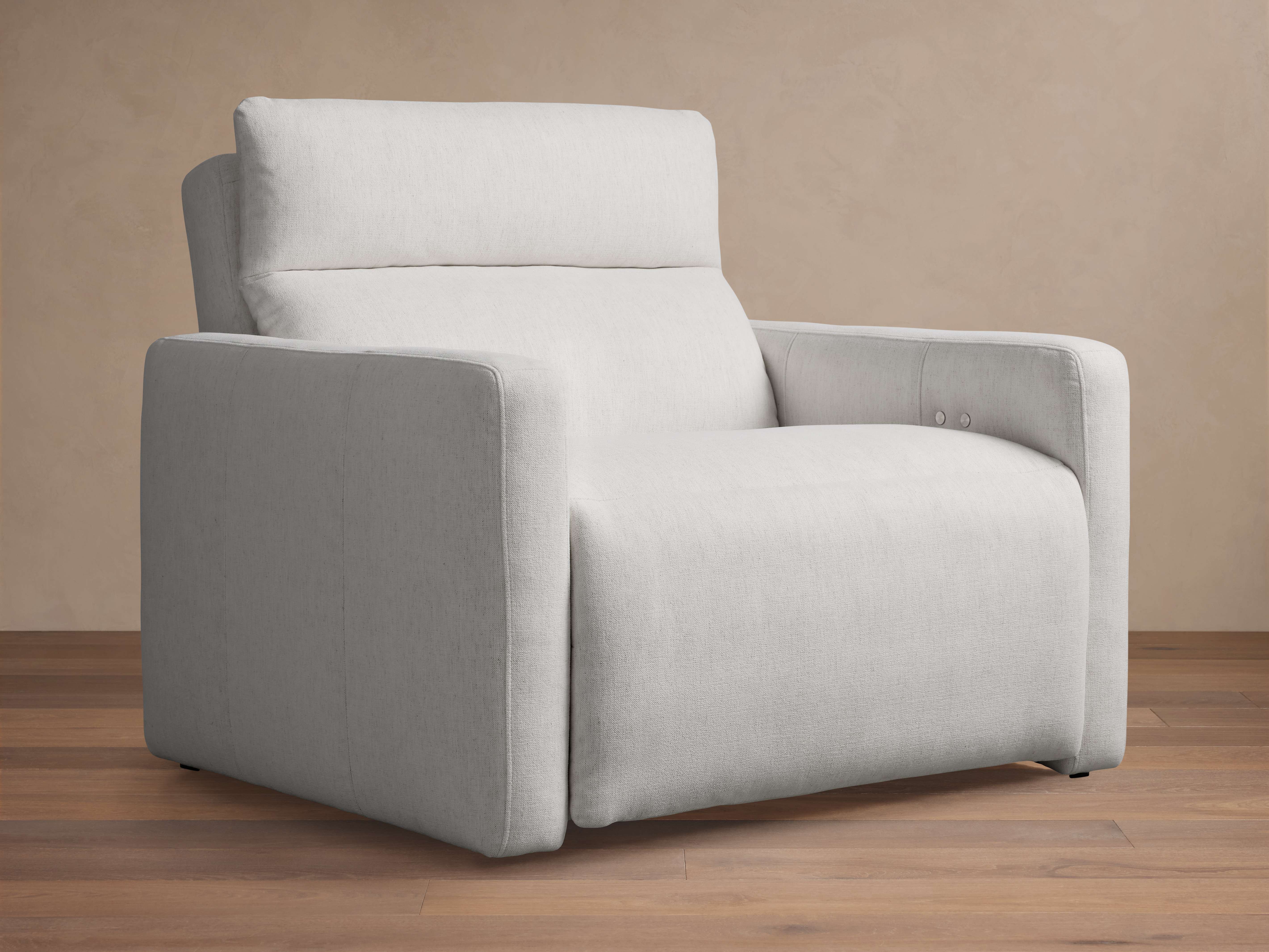 Rowland Tailored High-Back Motion Recliner