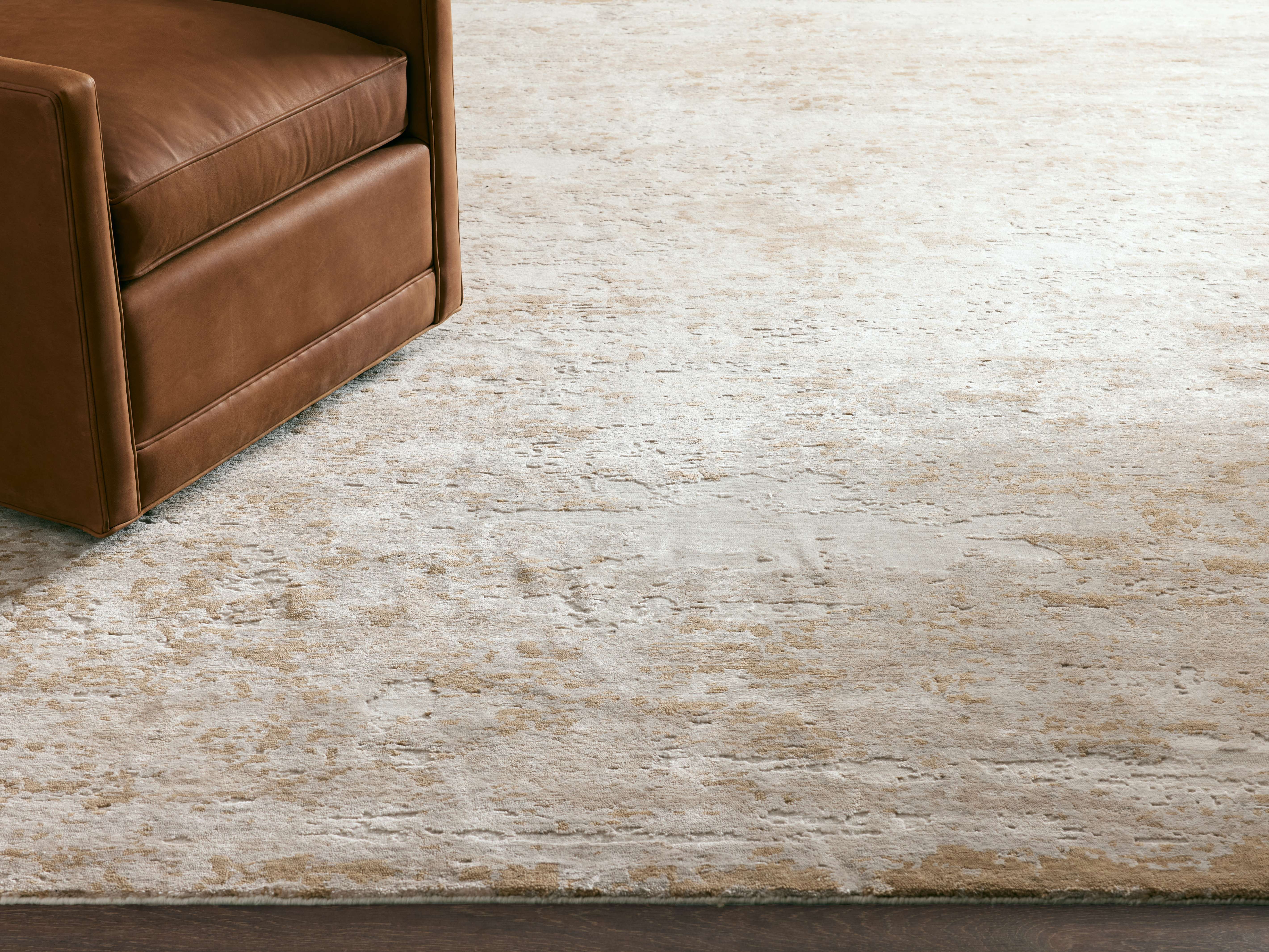 Viona Hand-Knotted Rug