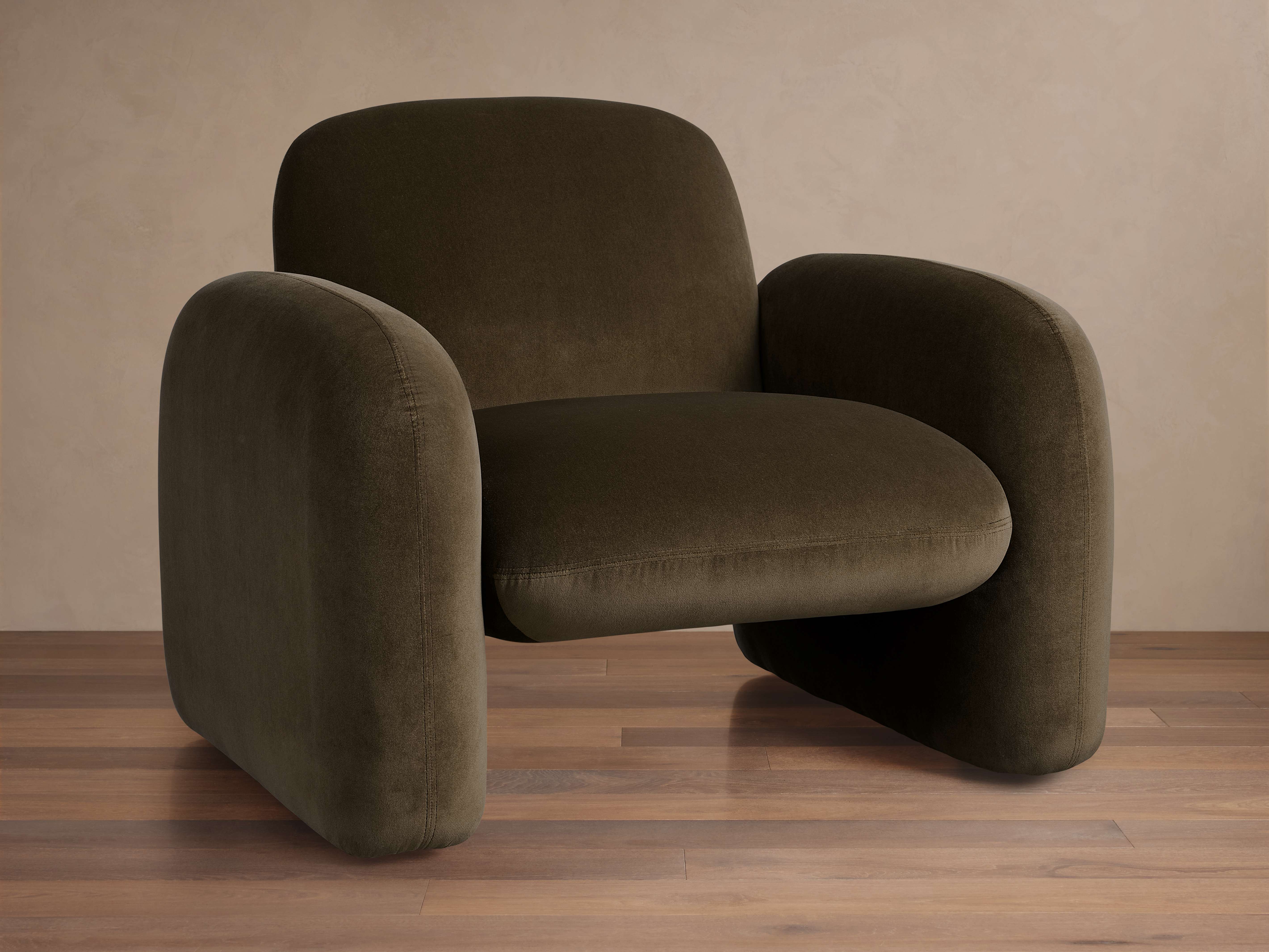 Wolfe Chair
