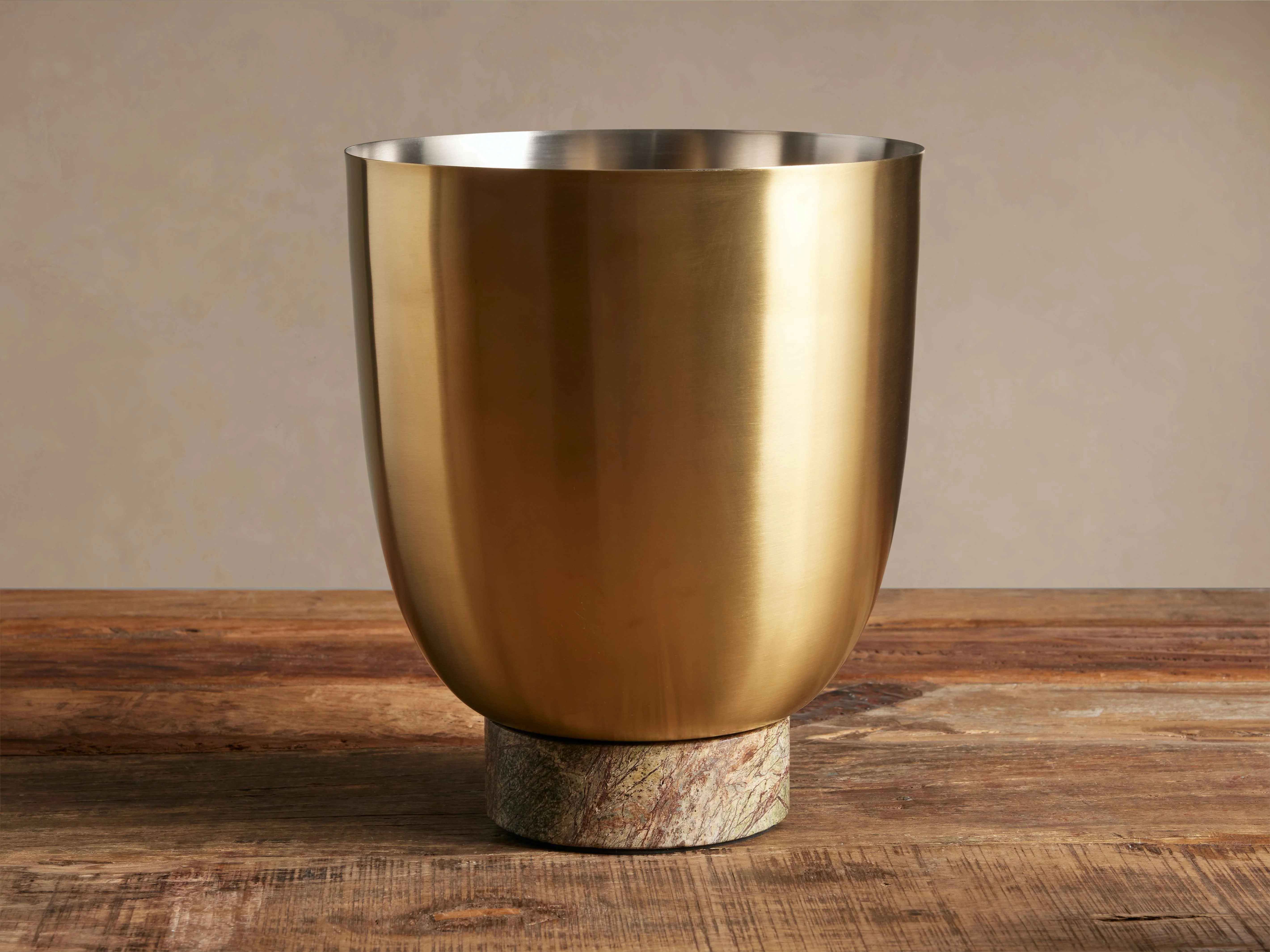 Rhodes Ice Bucket 1 10357-rhodes-ice-bucket-1.webp