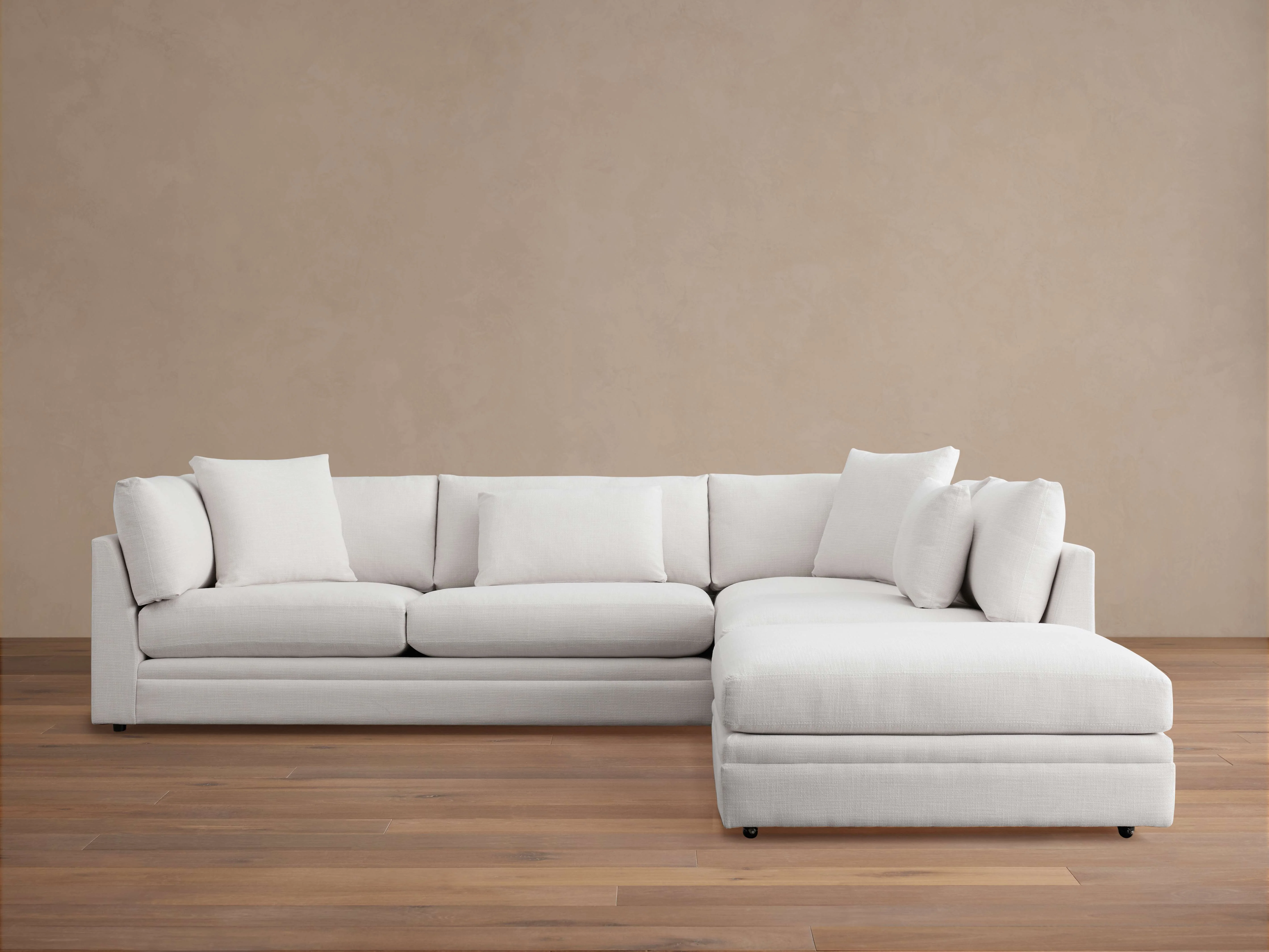Pavo Three-Piece Sectional