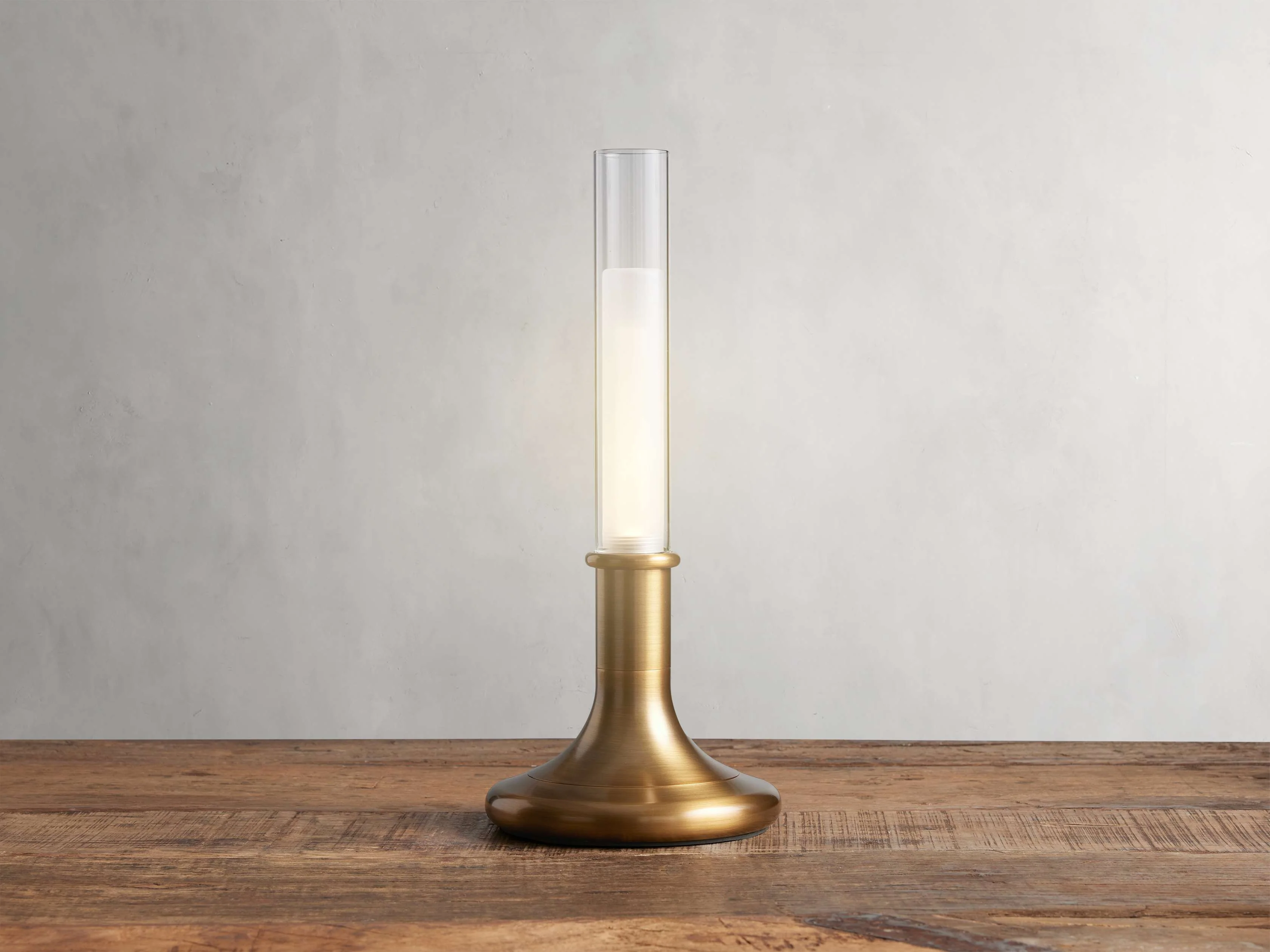 Luella Outdoor Rechargeable Lamp