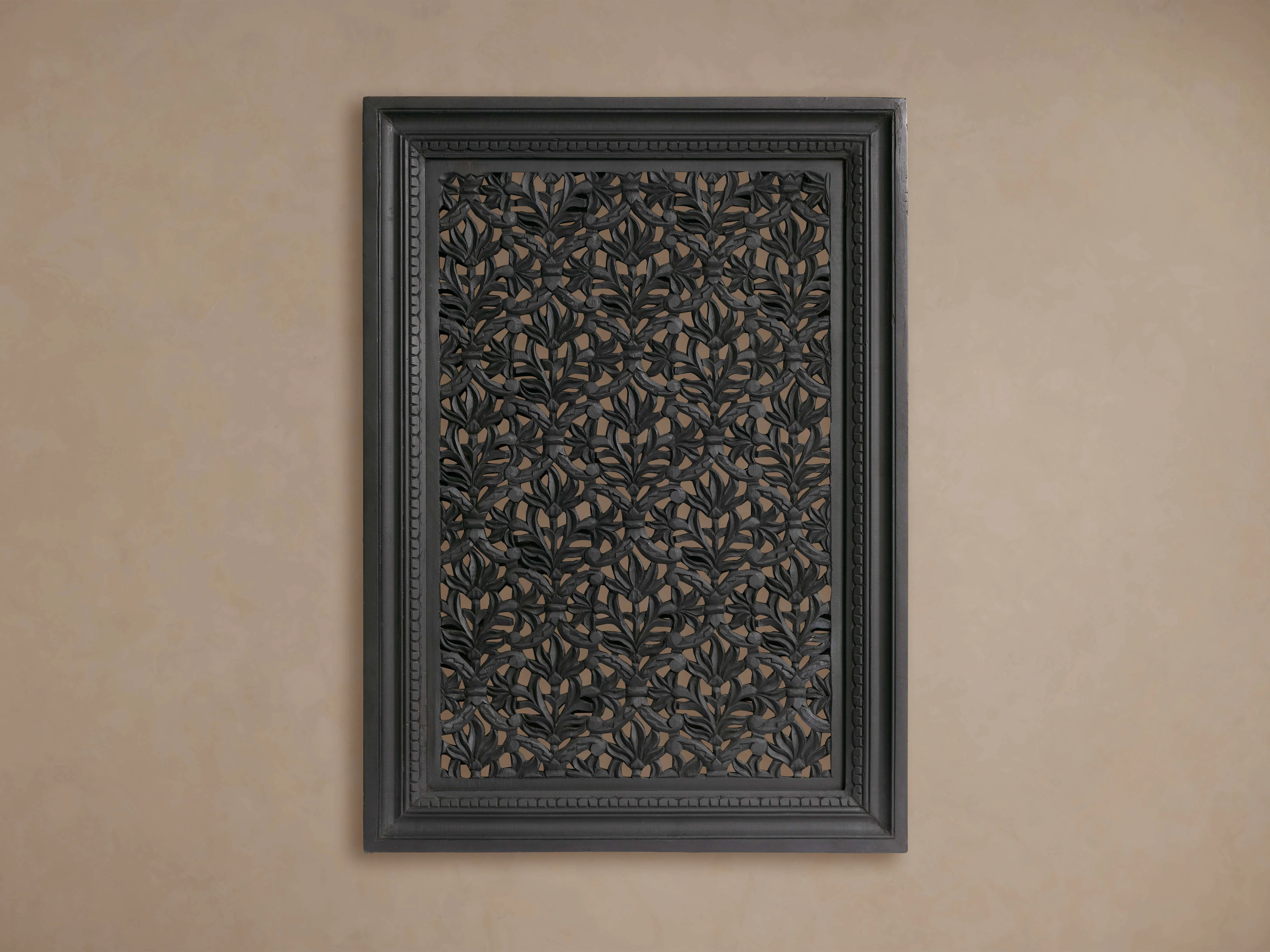Suhko Scroll Wall Panel