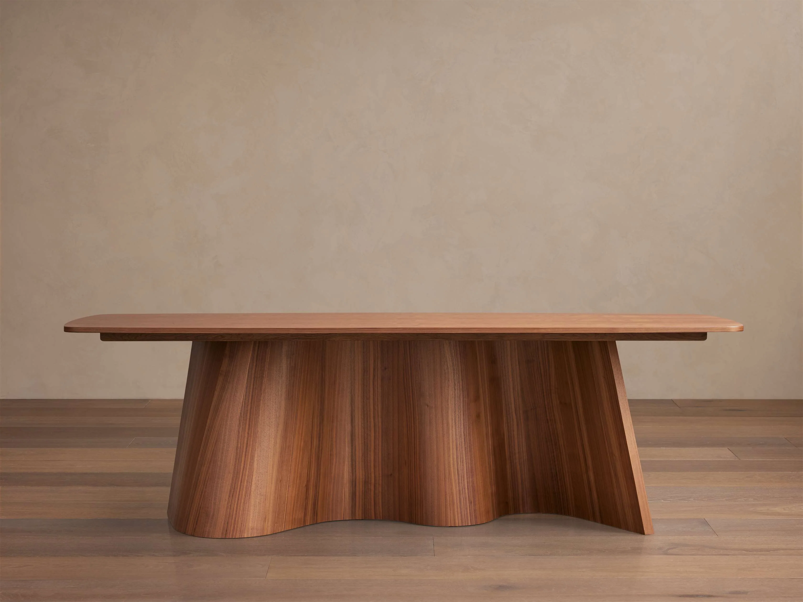 11696-cortina-dining-table-1.webp