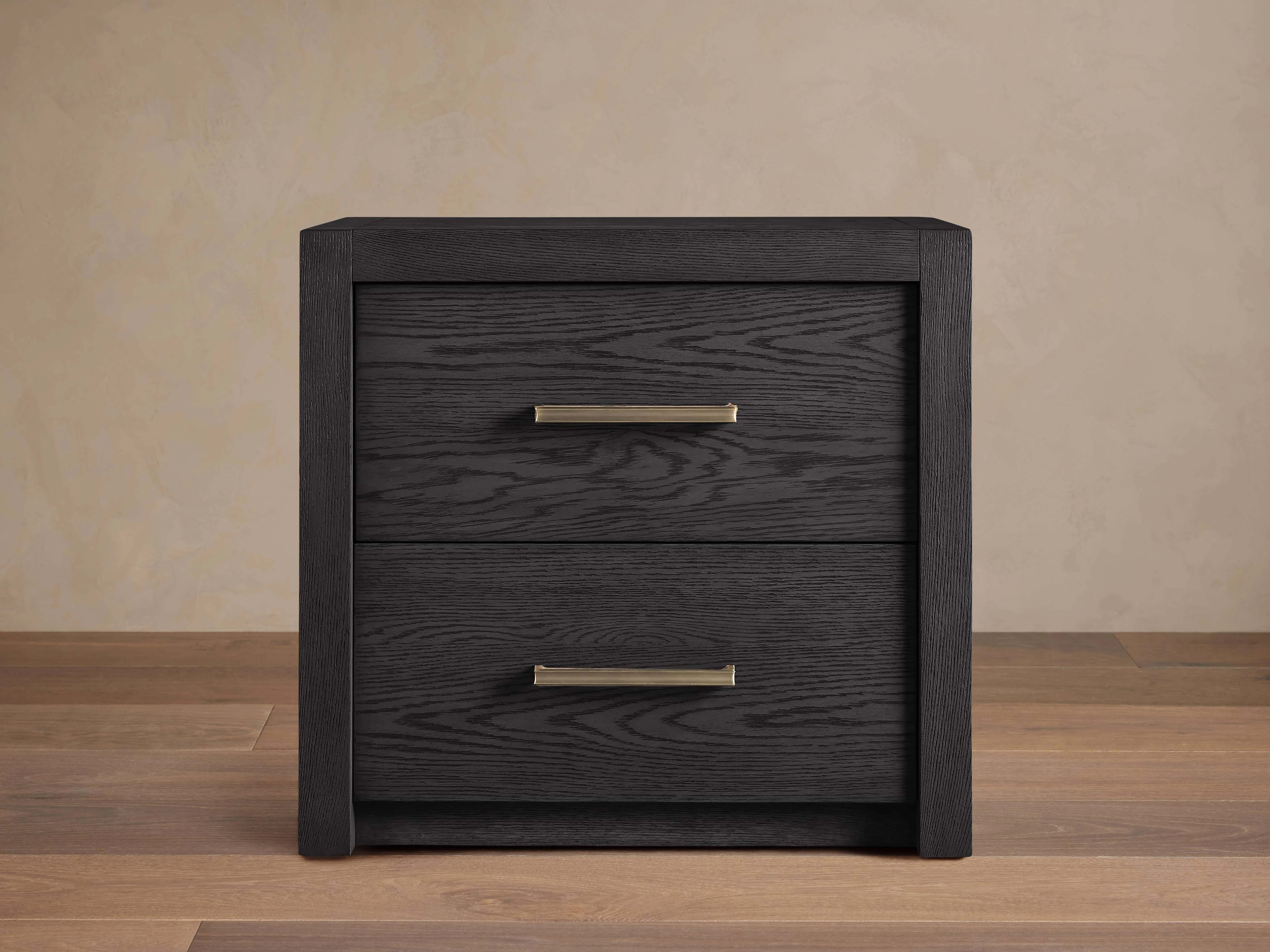 Bodhi Closed Nightstand