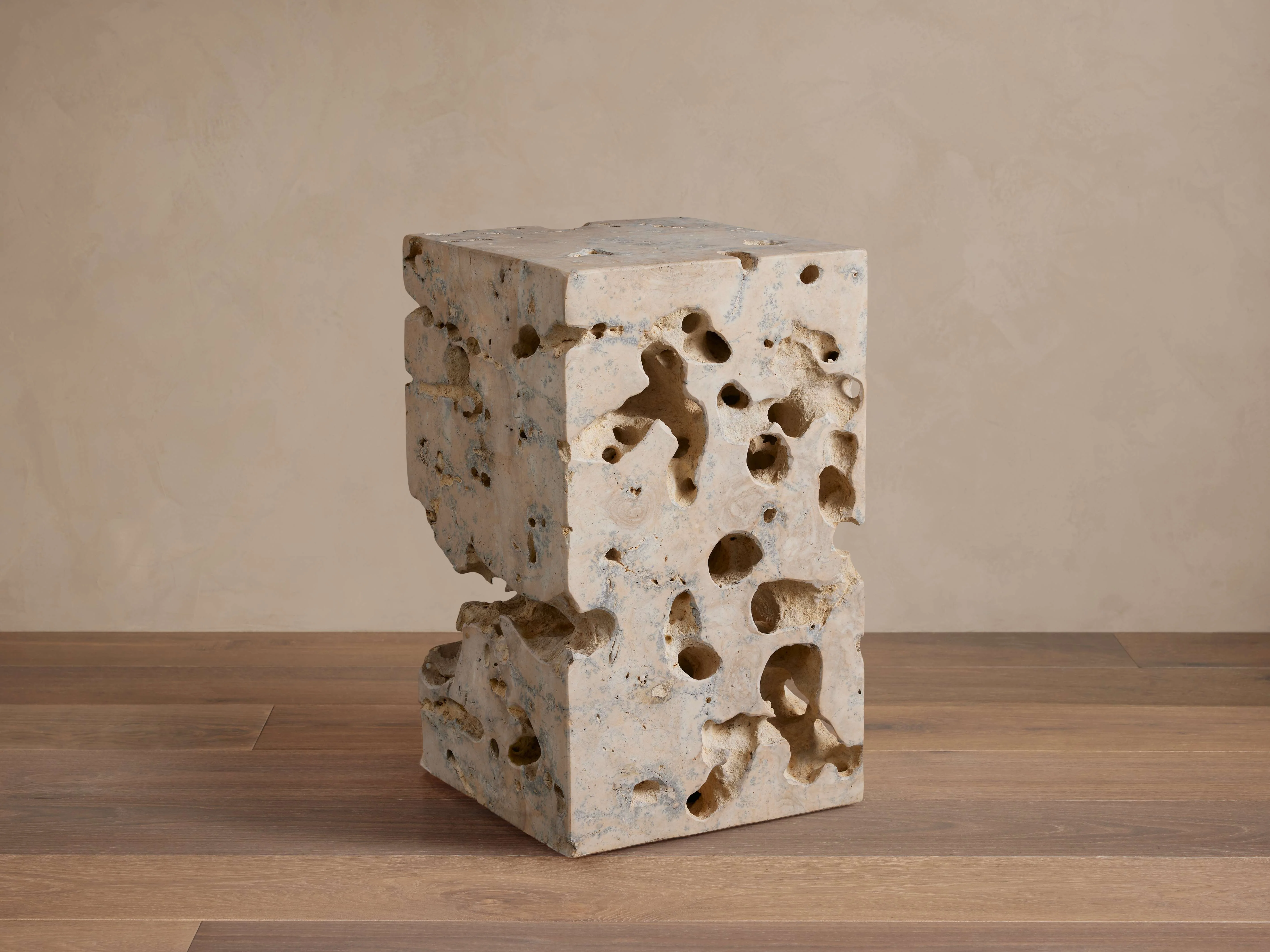 14201-raw-onyx-stool-1.webp