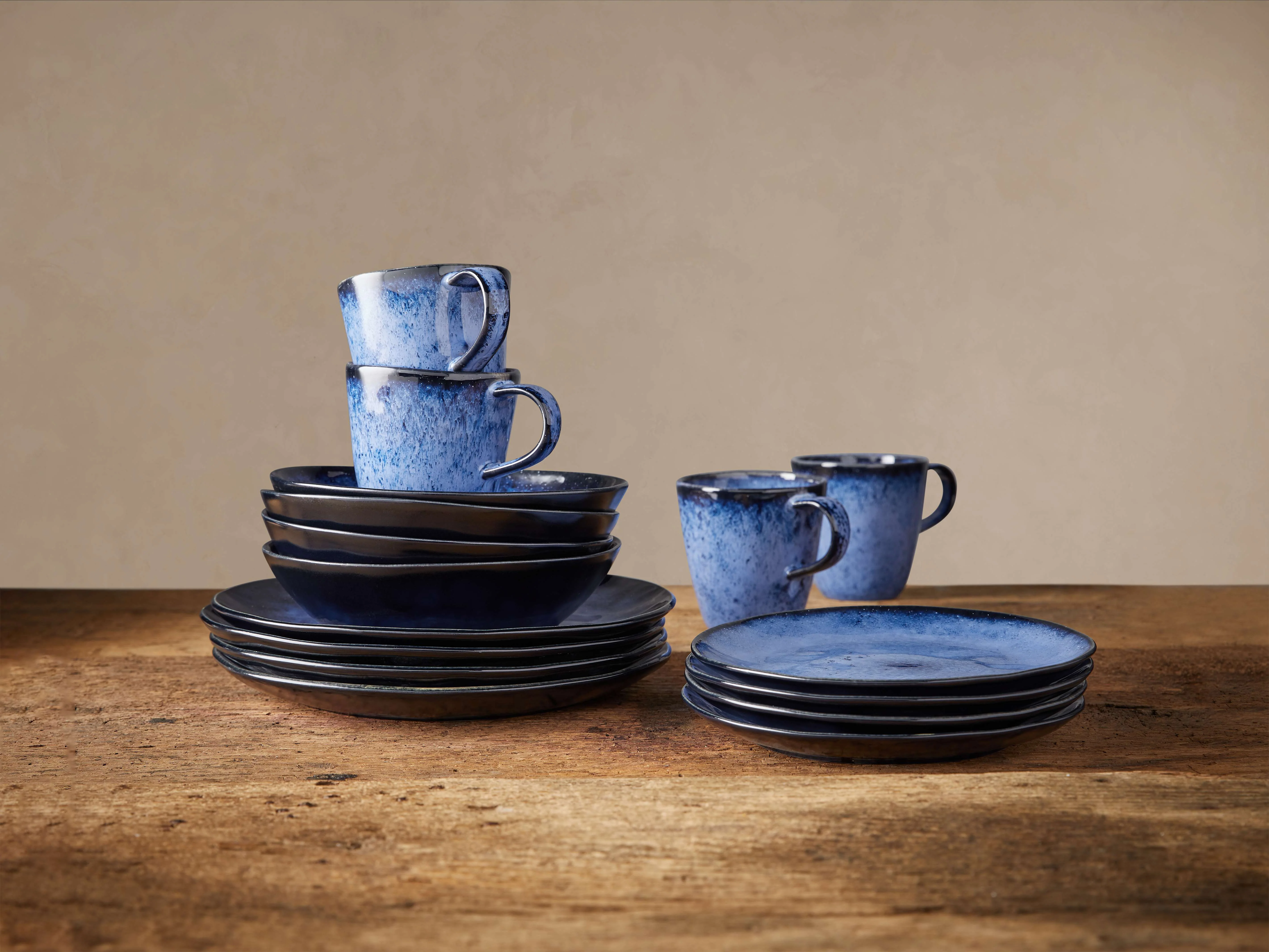 Twilight Dinnerware (Set of 16)