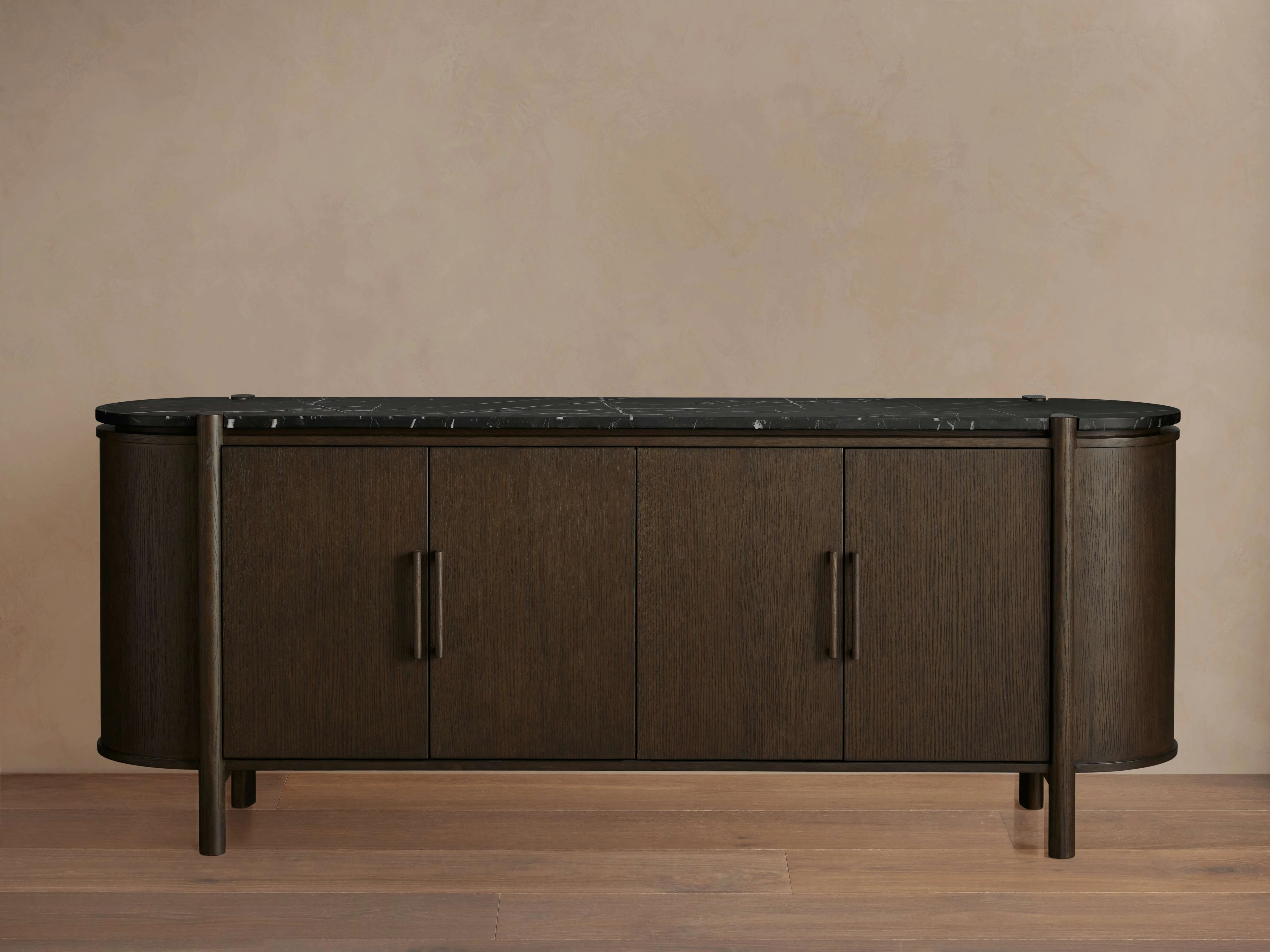 Pyet Sideboard
