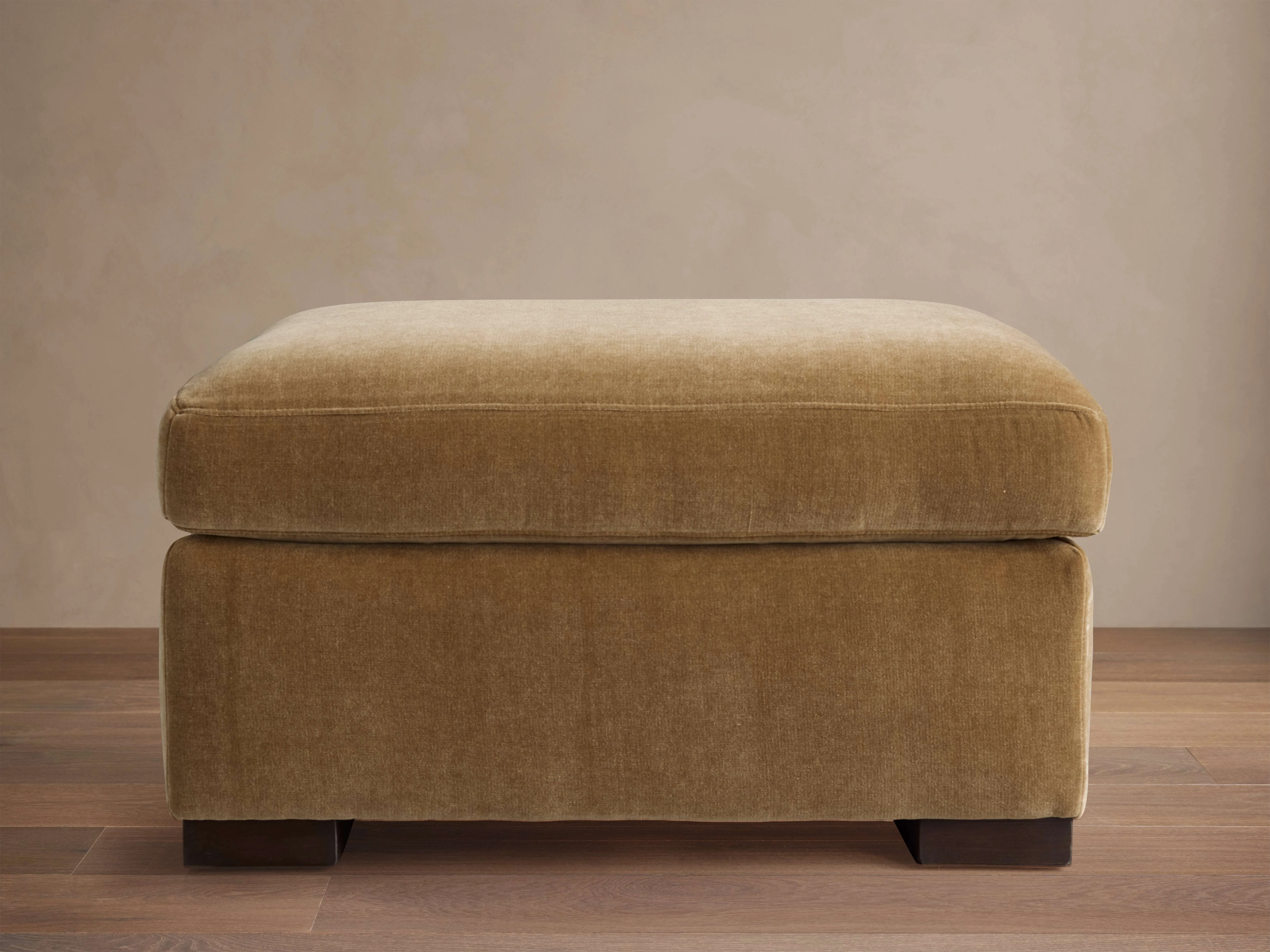 Bronte Ottoman