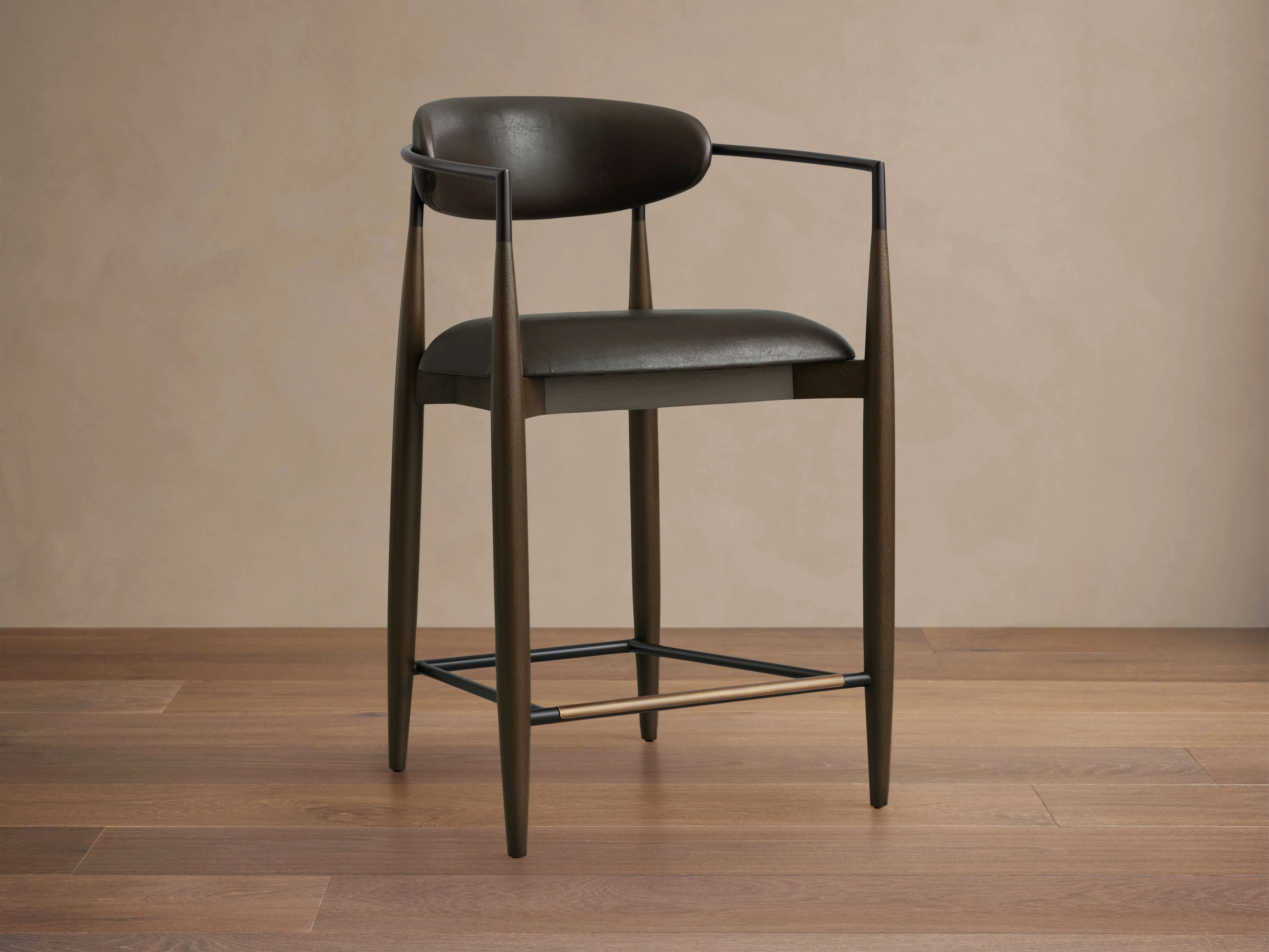 15002-jagger-faux-leather-stool-1.webp