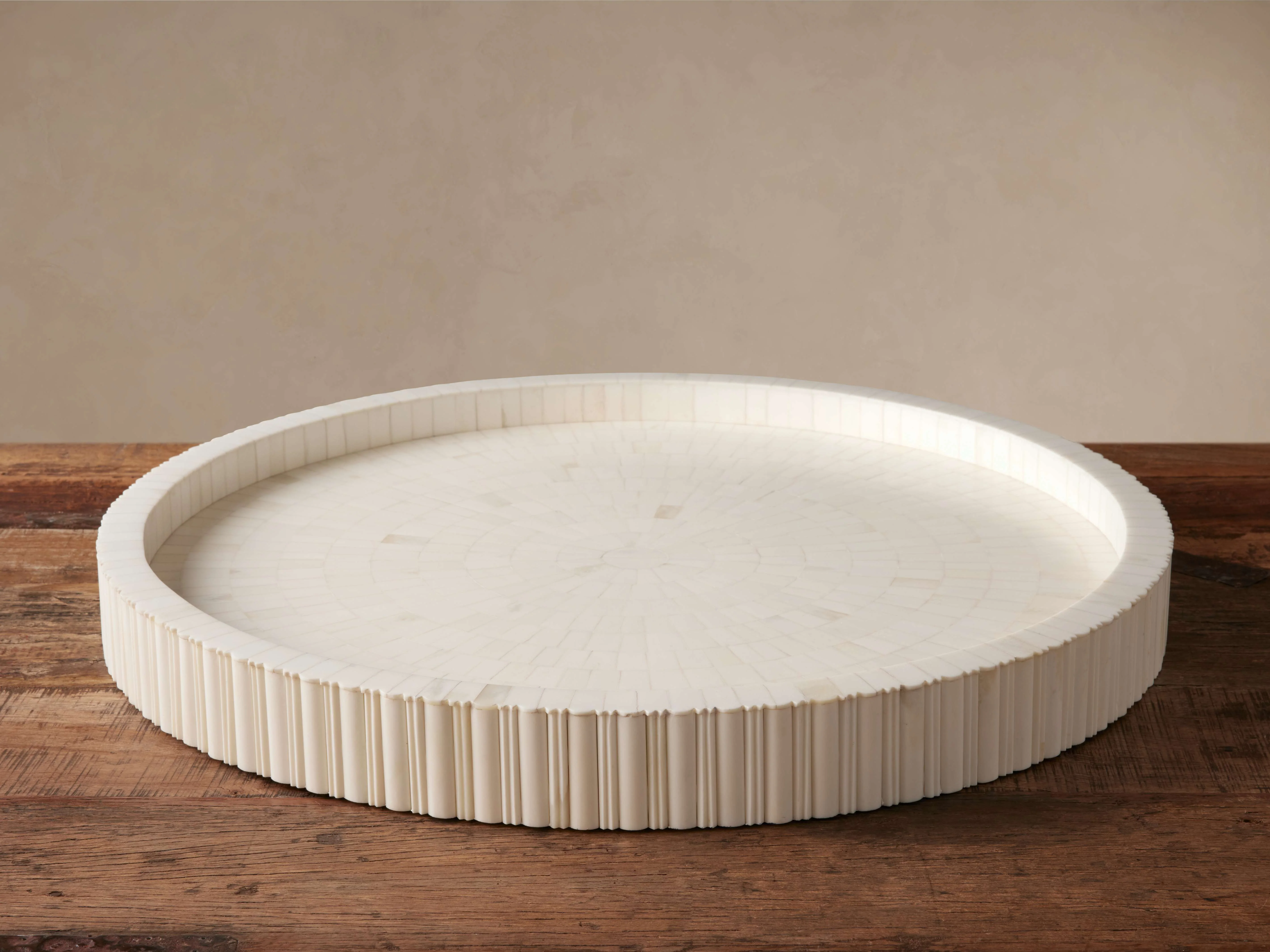 15097-jimena-round-tray-1.webp