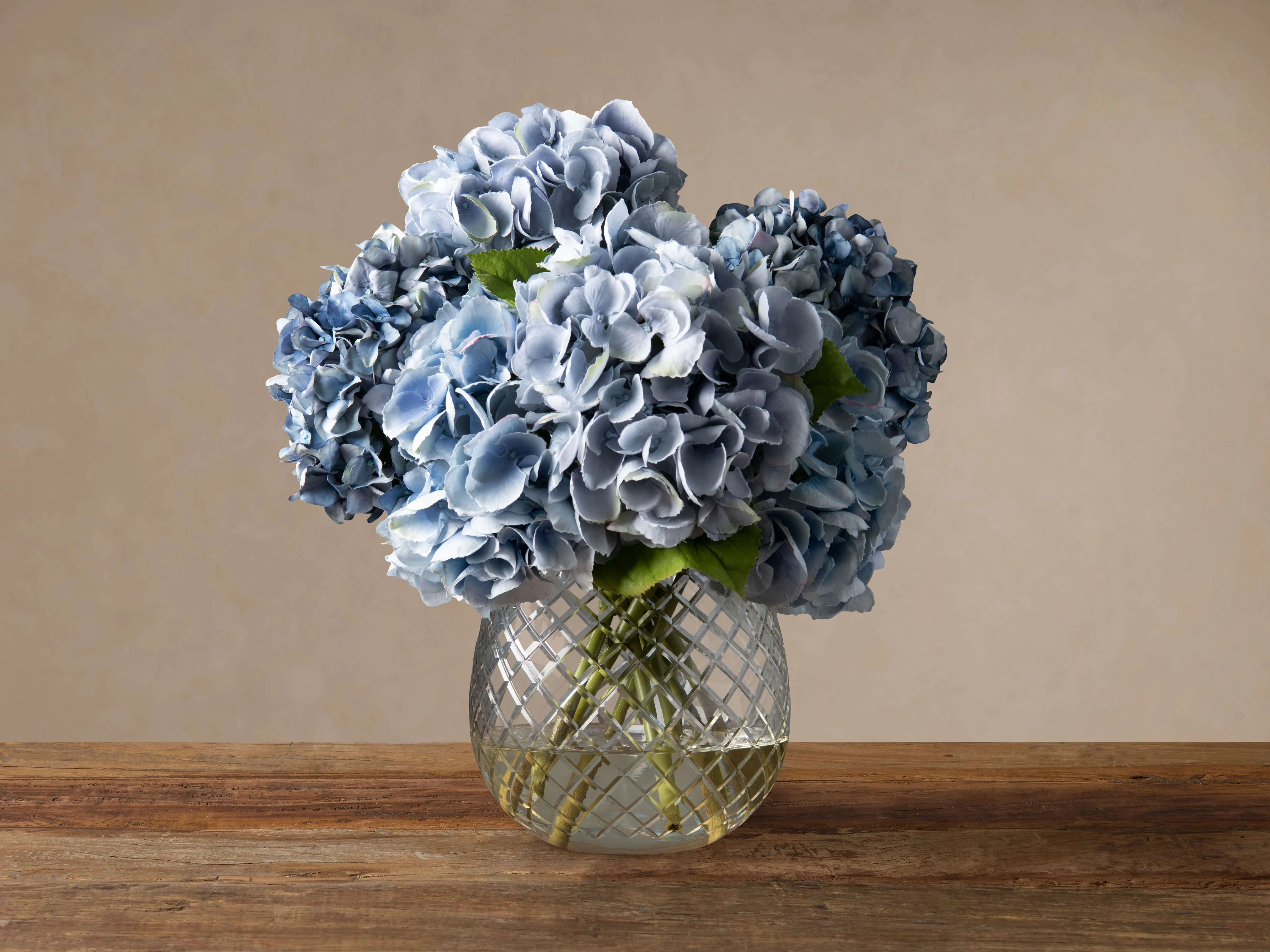 15116-faux-hydrangea-in-cut-glass-1.webp