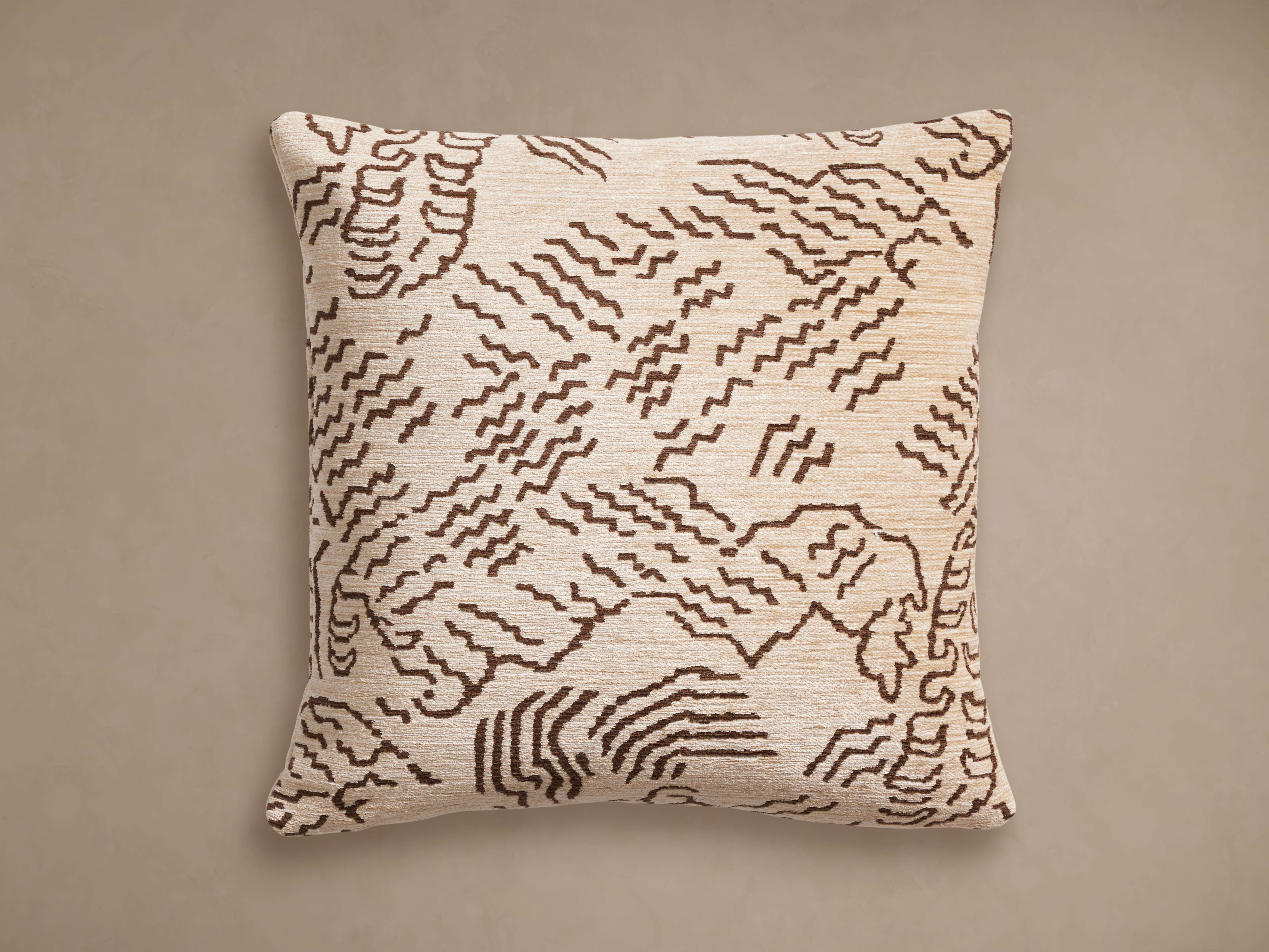 Moura Pillow