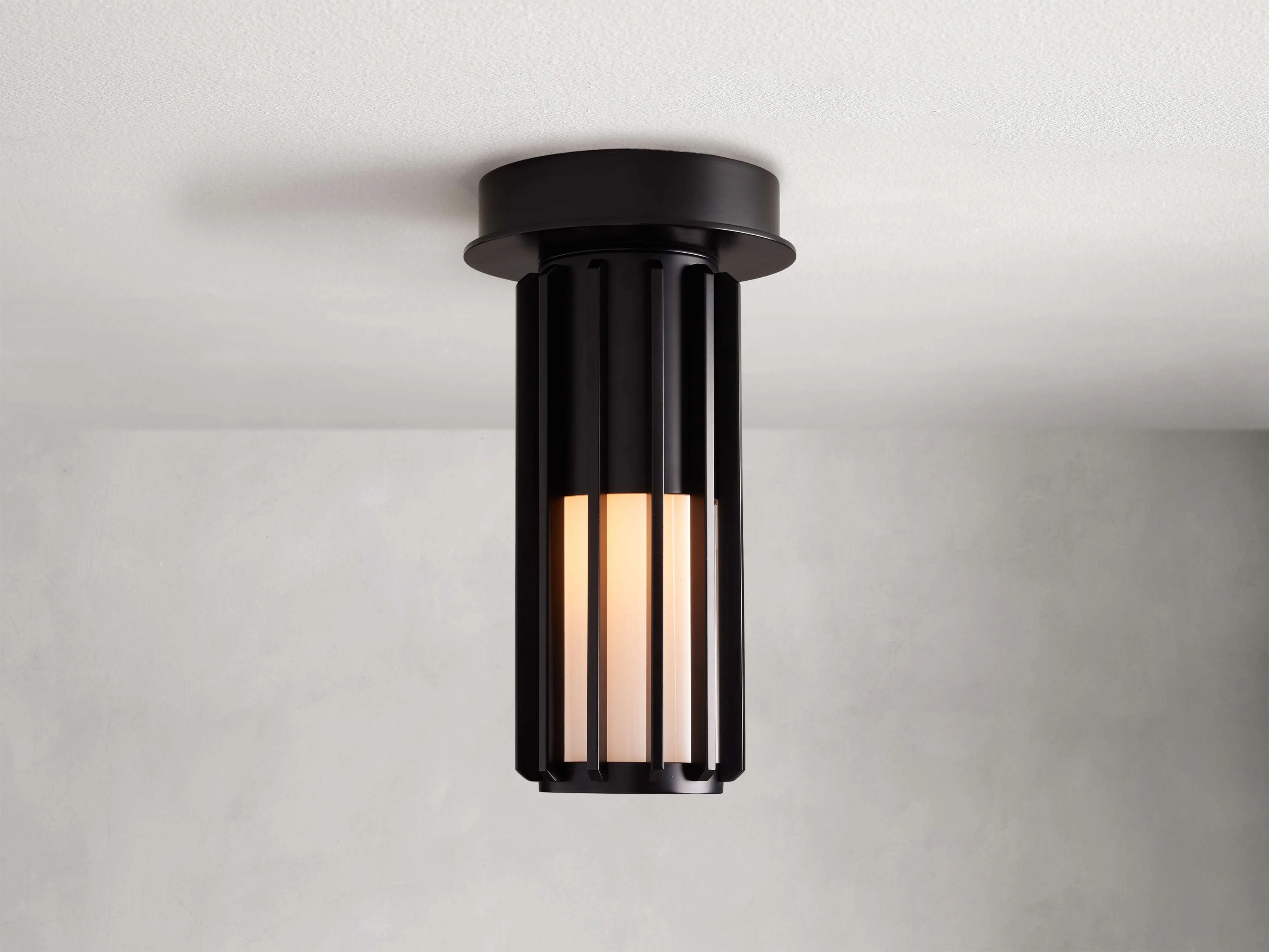 Gabbia Outdoor Spotlight Flush Mount