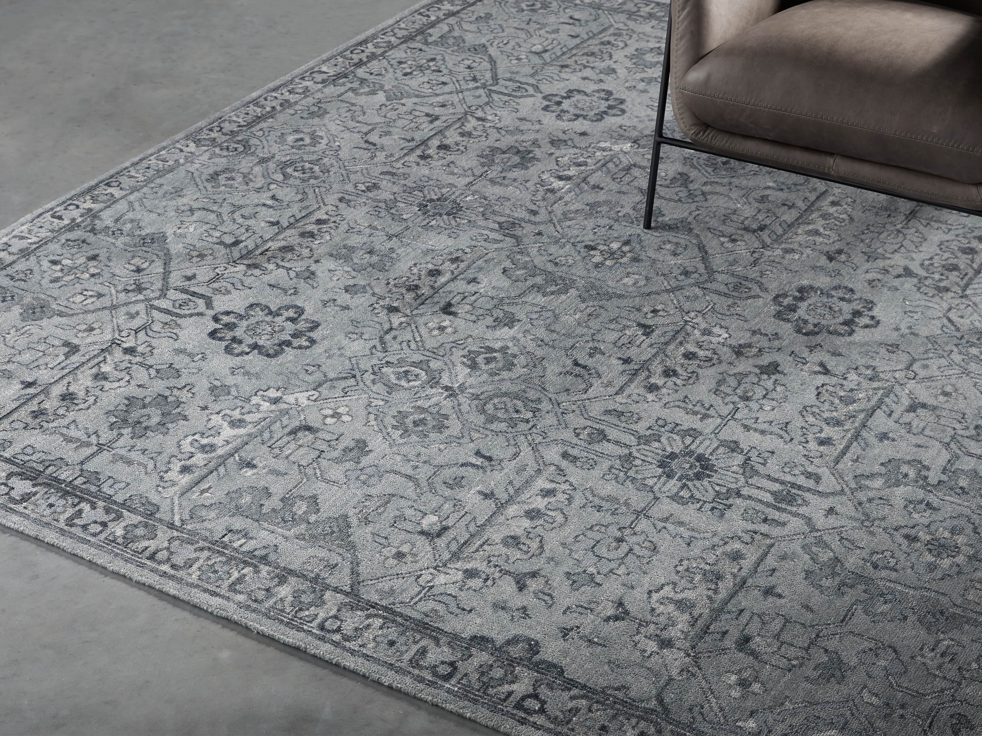 Sienna Hand-Knotted Rug in Charcoal