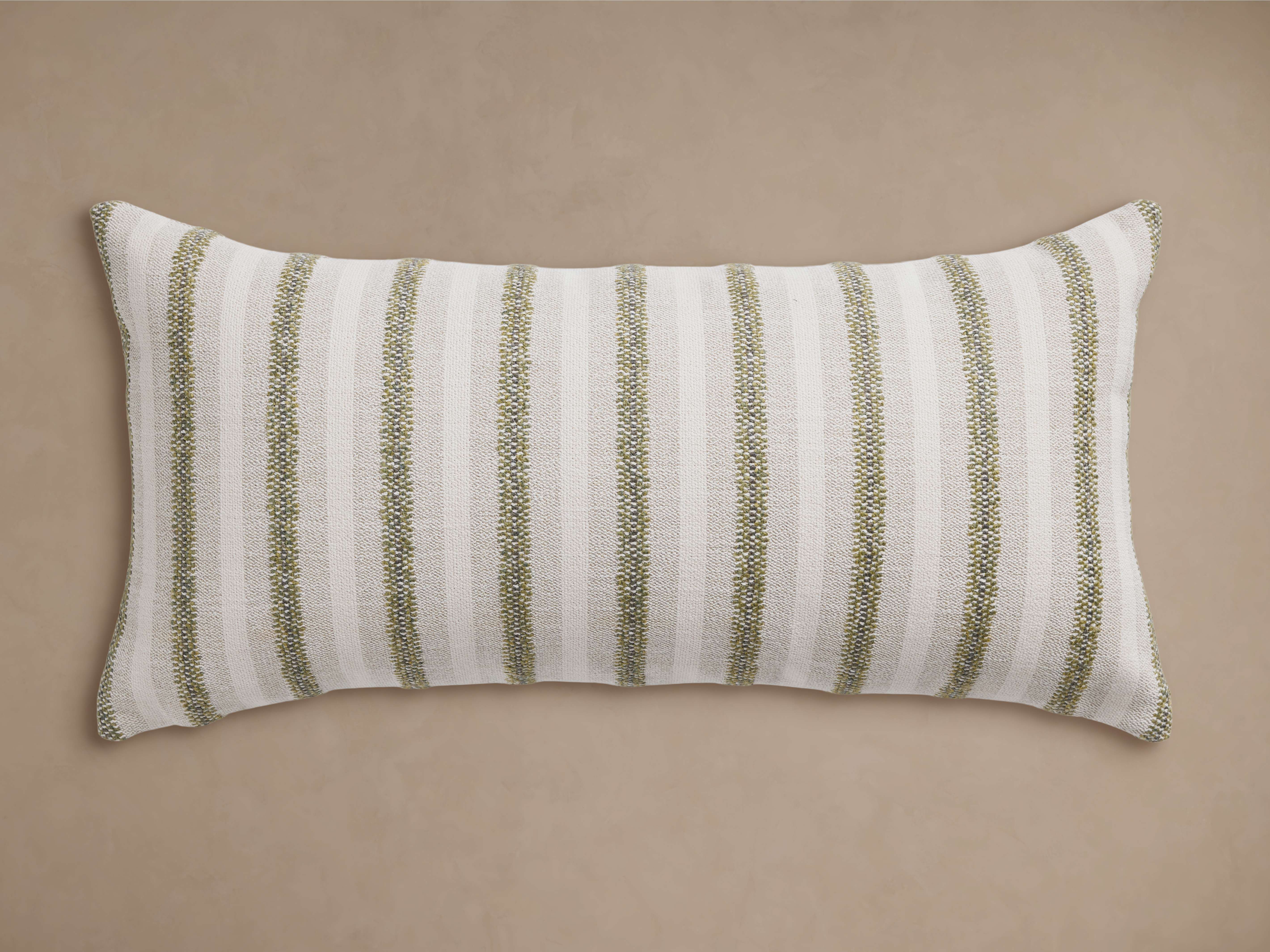 Baleia Outdoor Lumbar Pillow Cover