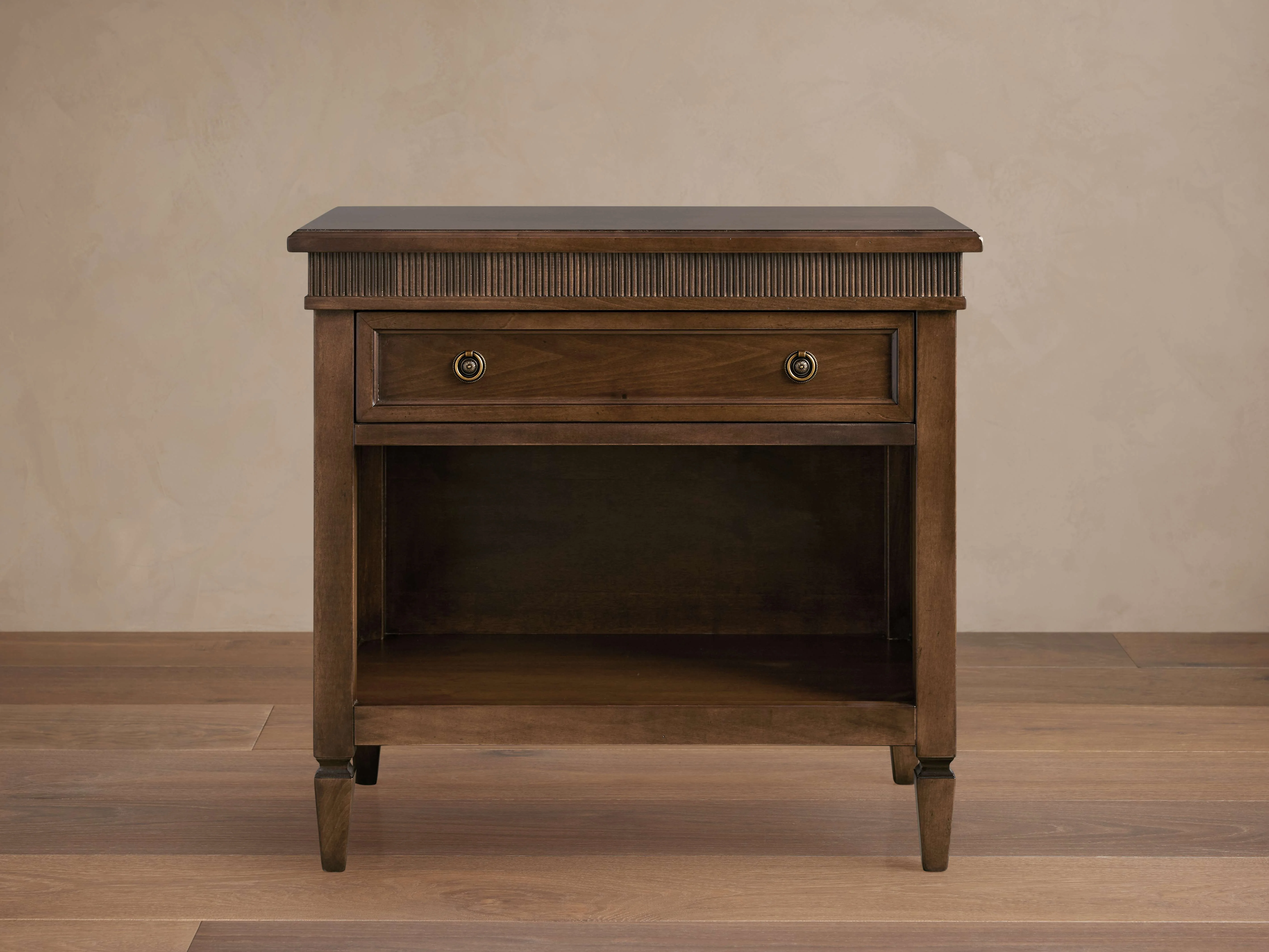 Ottavia Nightstand