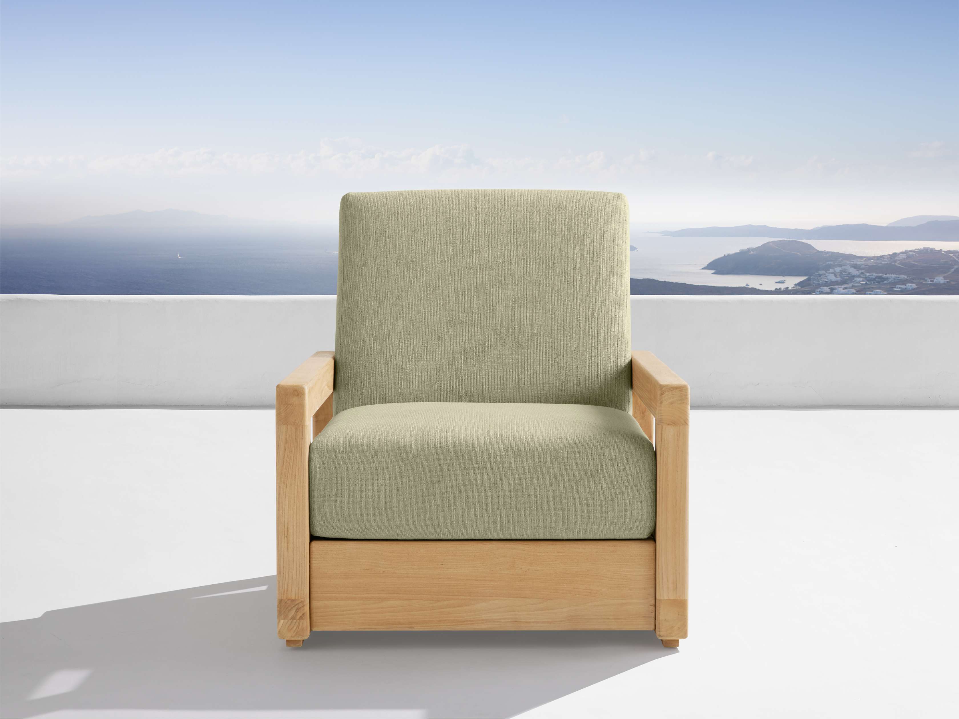 Westport Outdoor Lounge Chair in Eden Sage