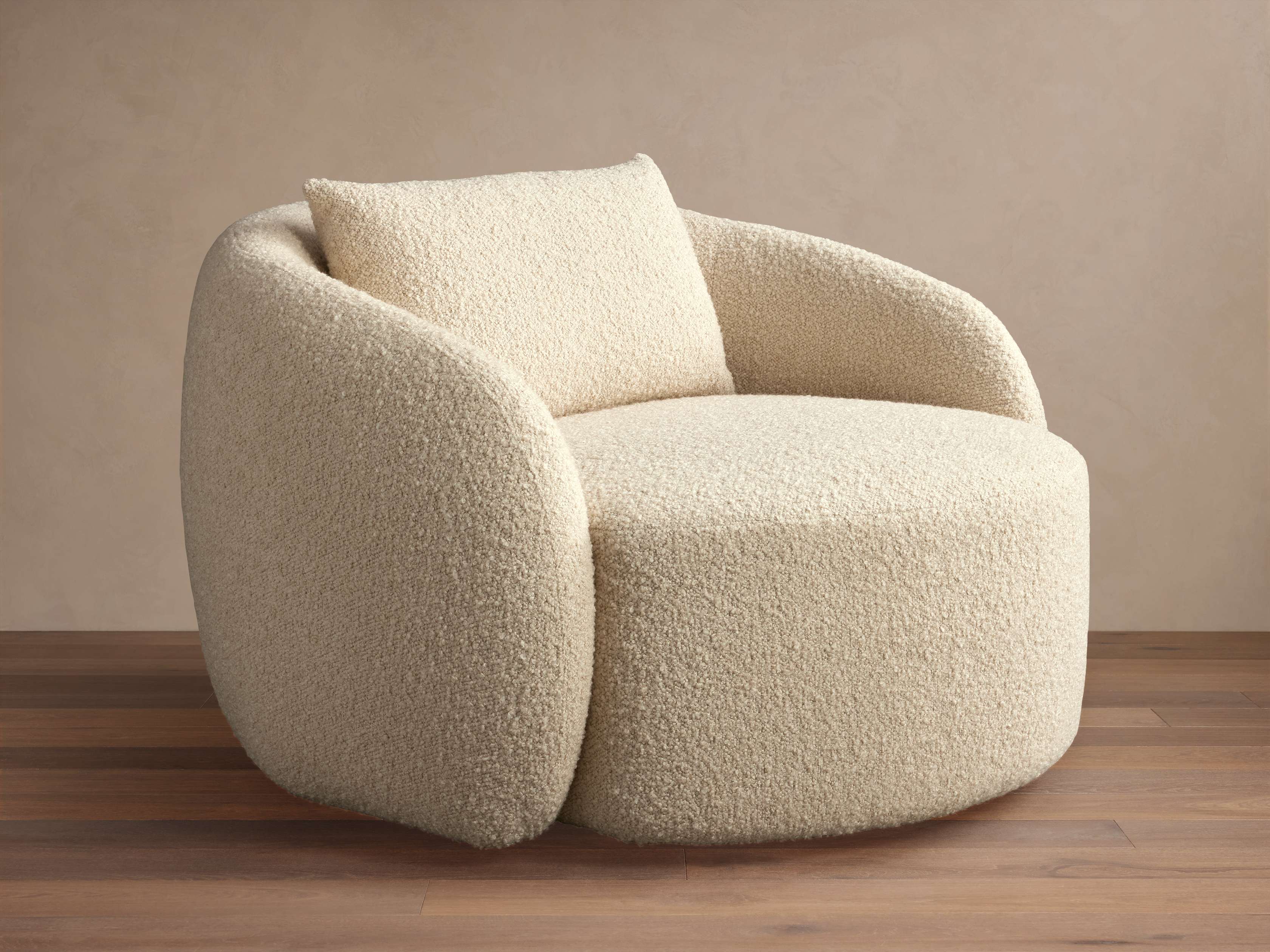 Fresno Oversized Swivel Chair 1 18417-fresno-oversized-swivel-chair-1.jpg