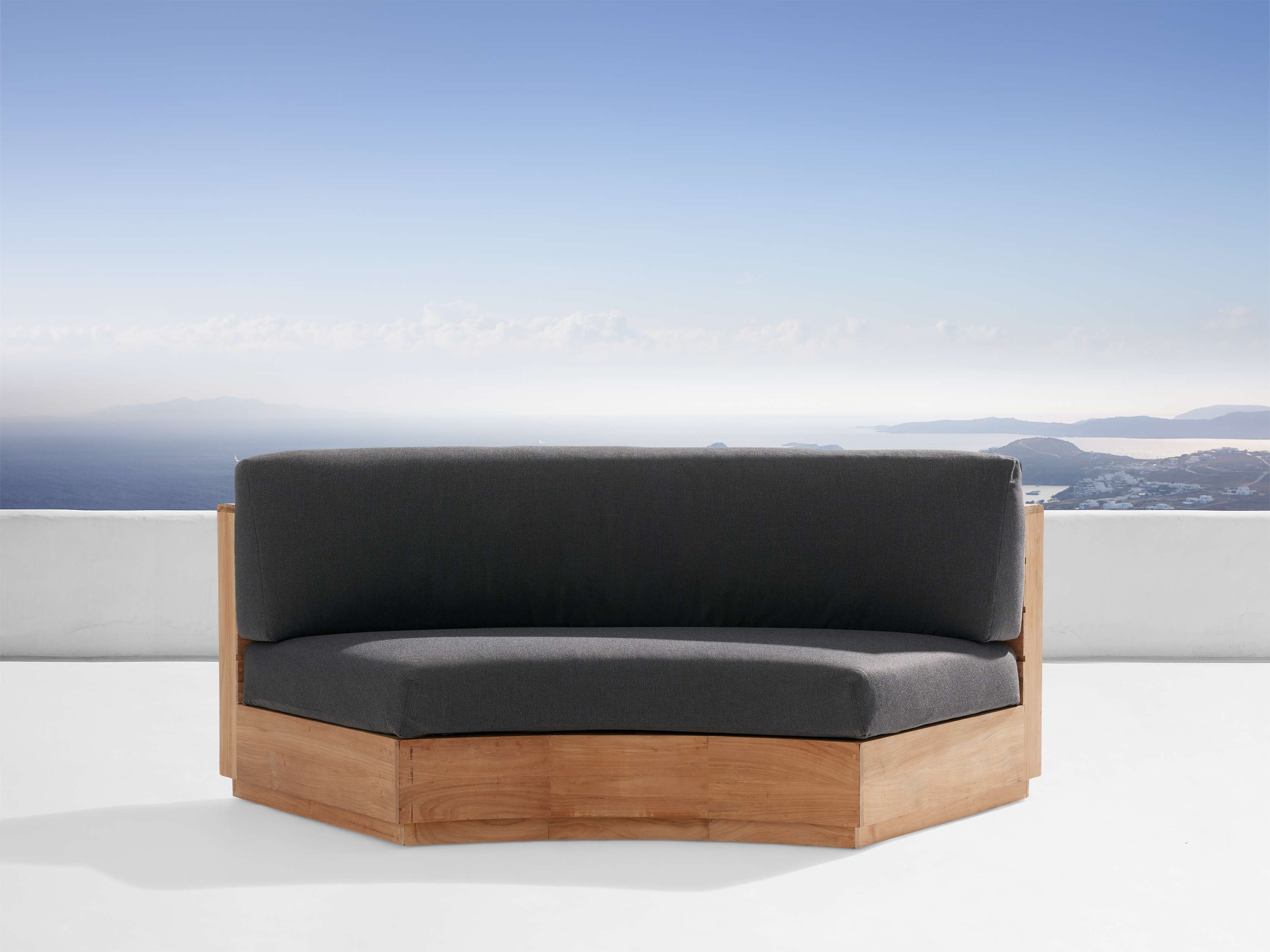 Bal Harbour Outdoor Curved Sofa in Rosemount Graphite