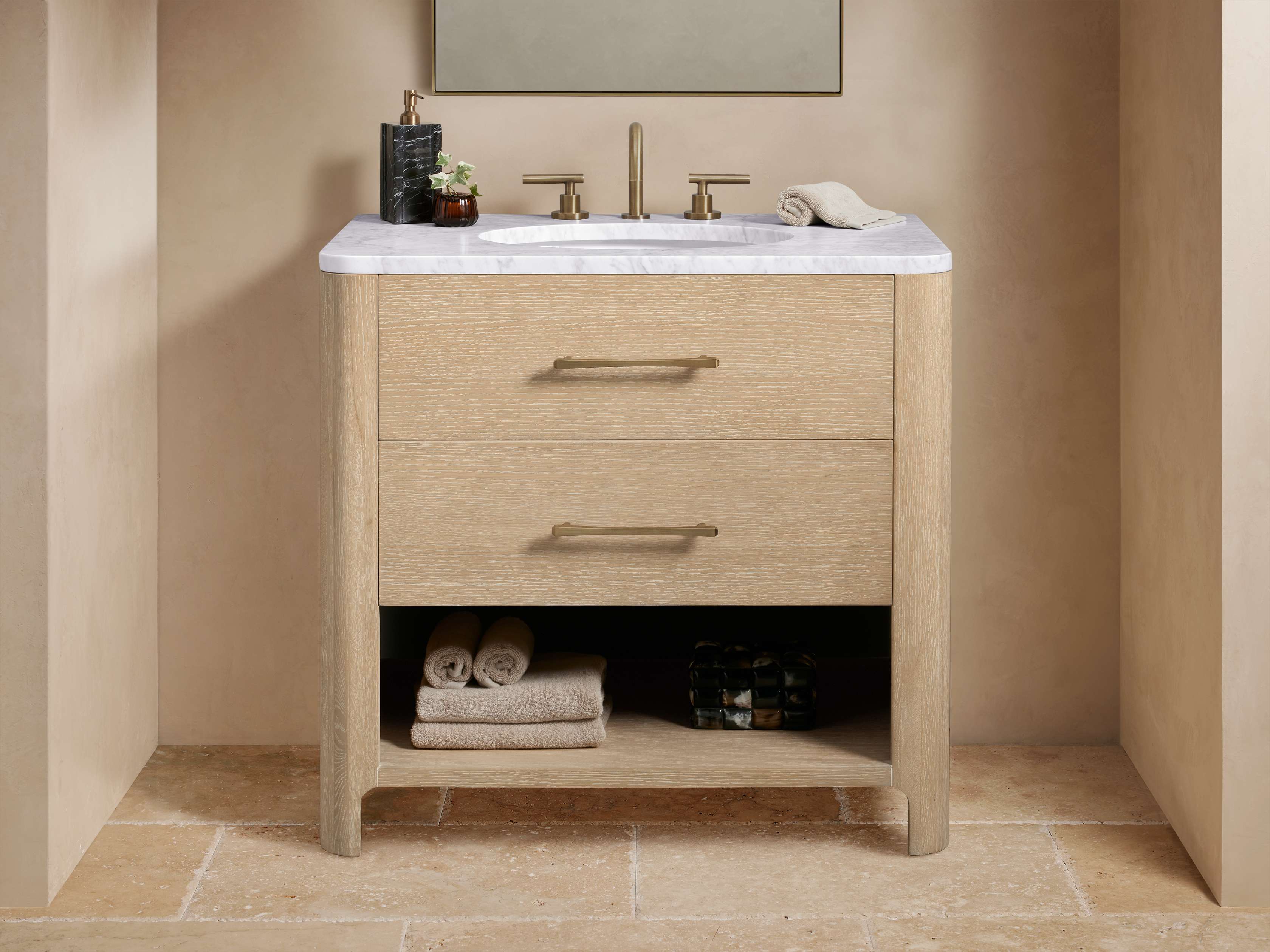 Calista Single Vanity