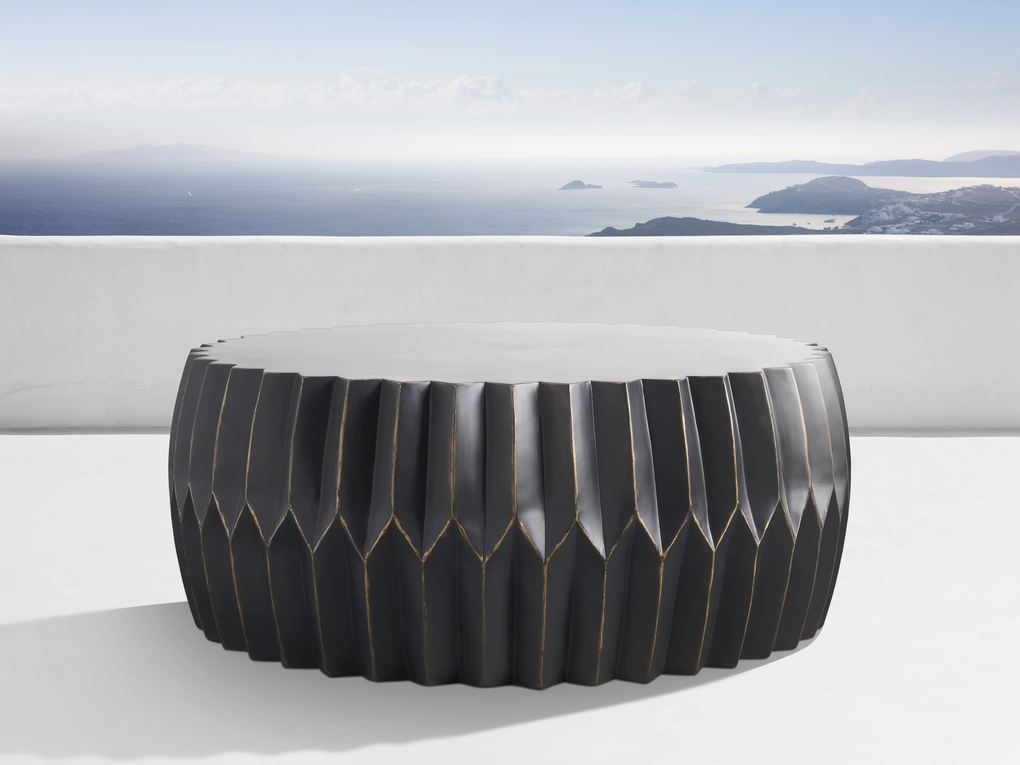1932-indio-outdoor-coffee-table-1.webp