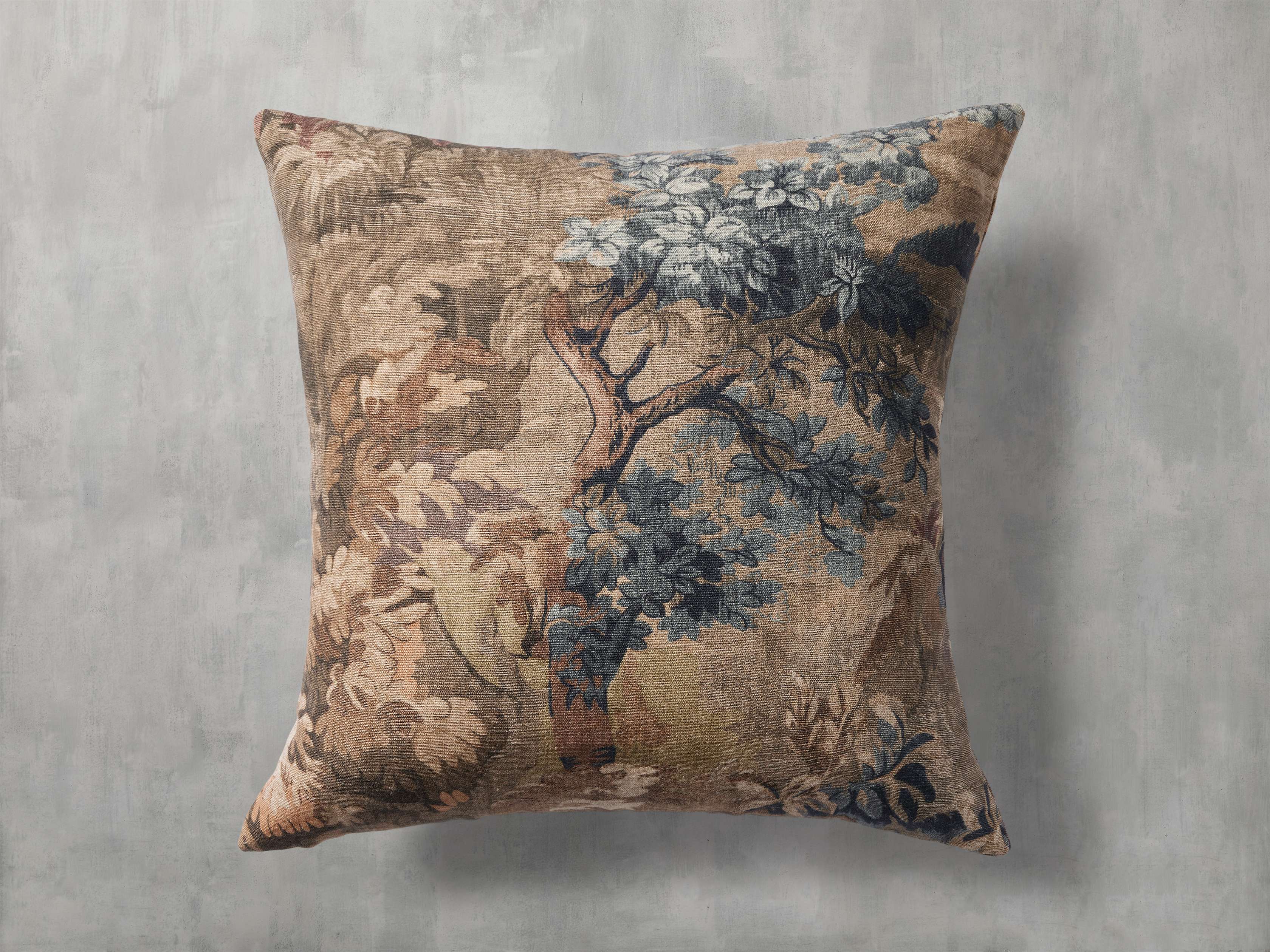 19413-lento-pillow-1.jpg