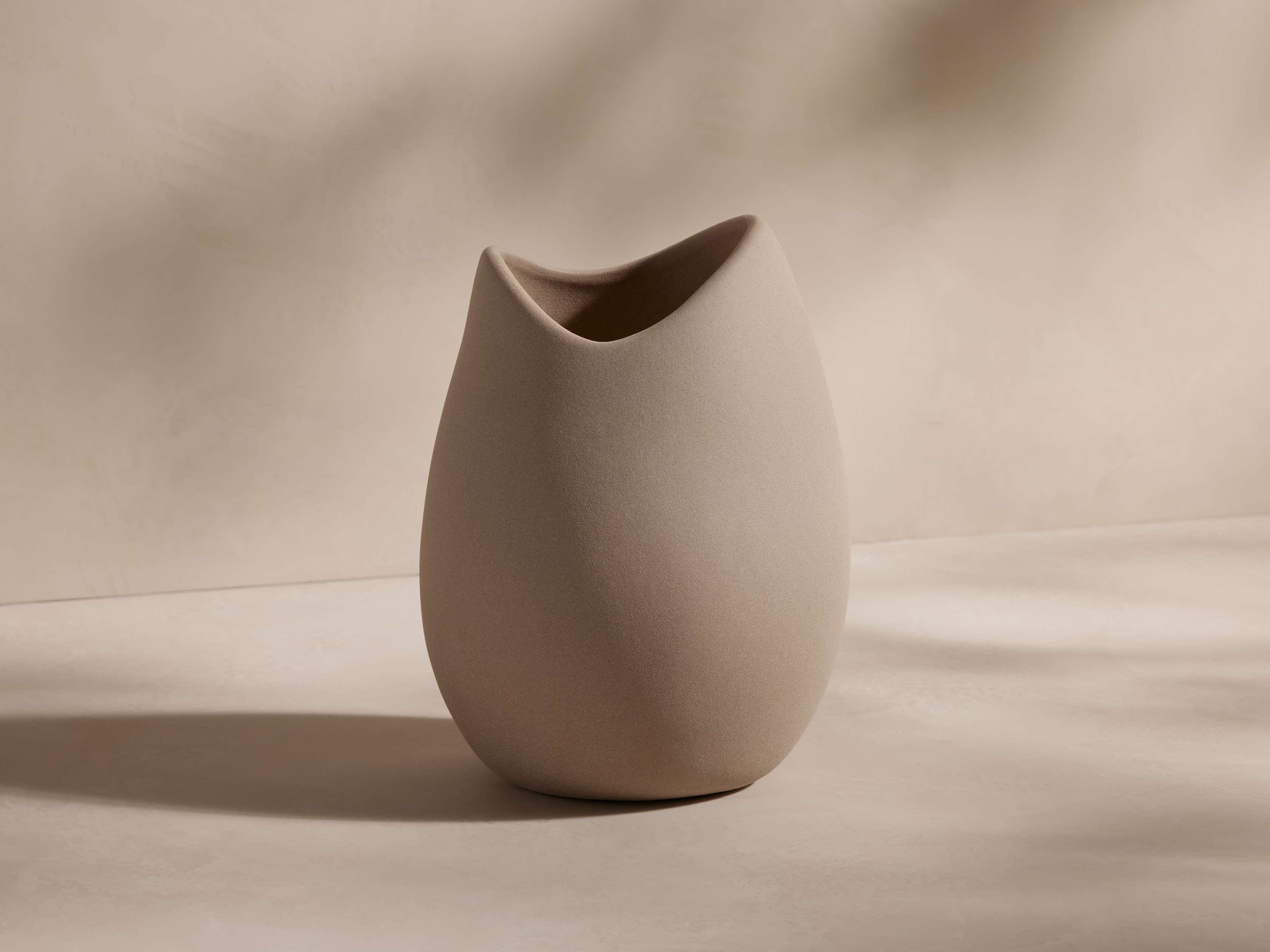 19544-calixta-bud-vase-1.jpg