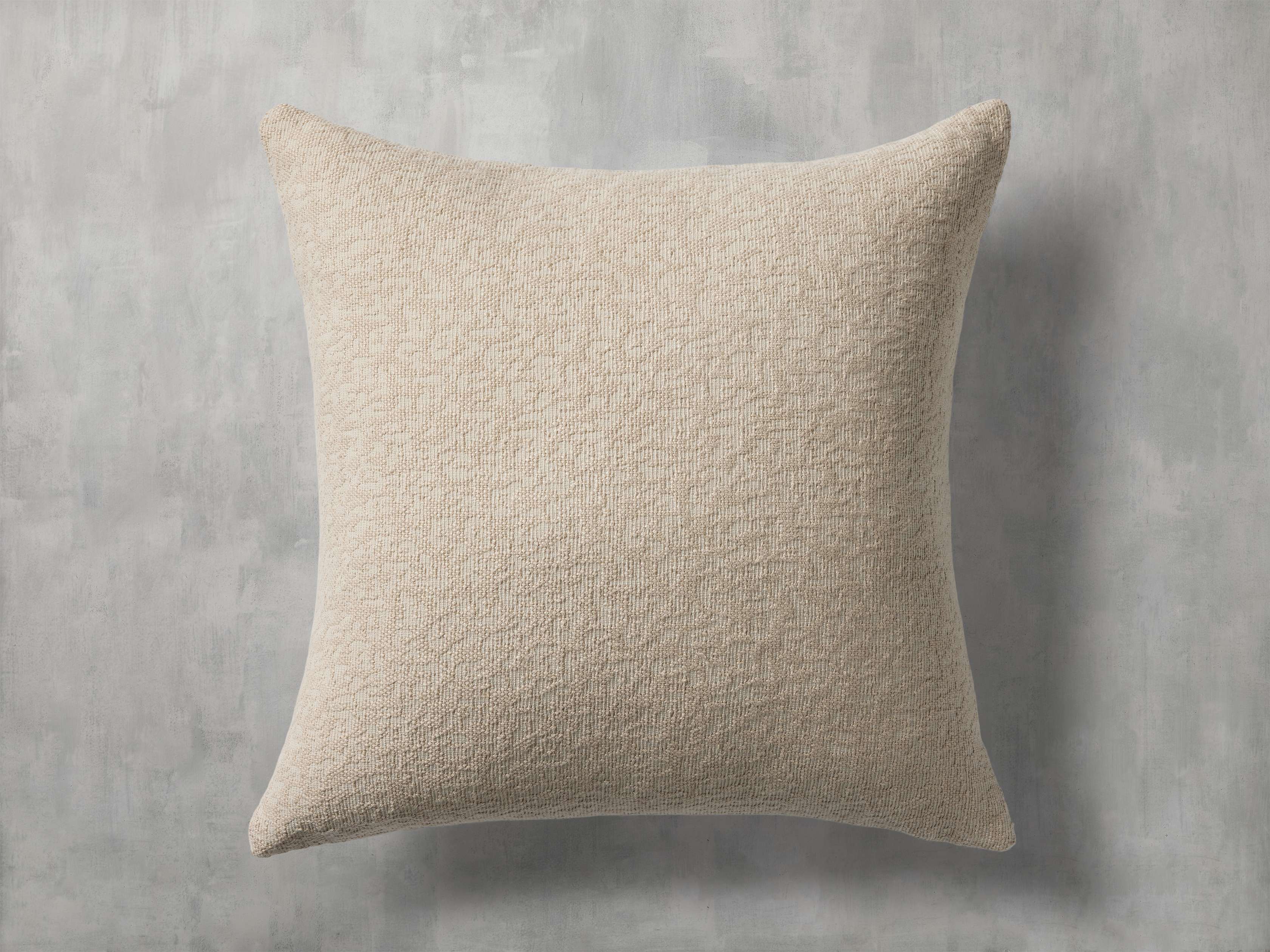 19705-nouri-pillow-1.jpg