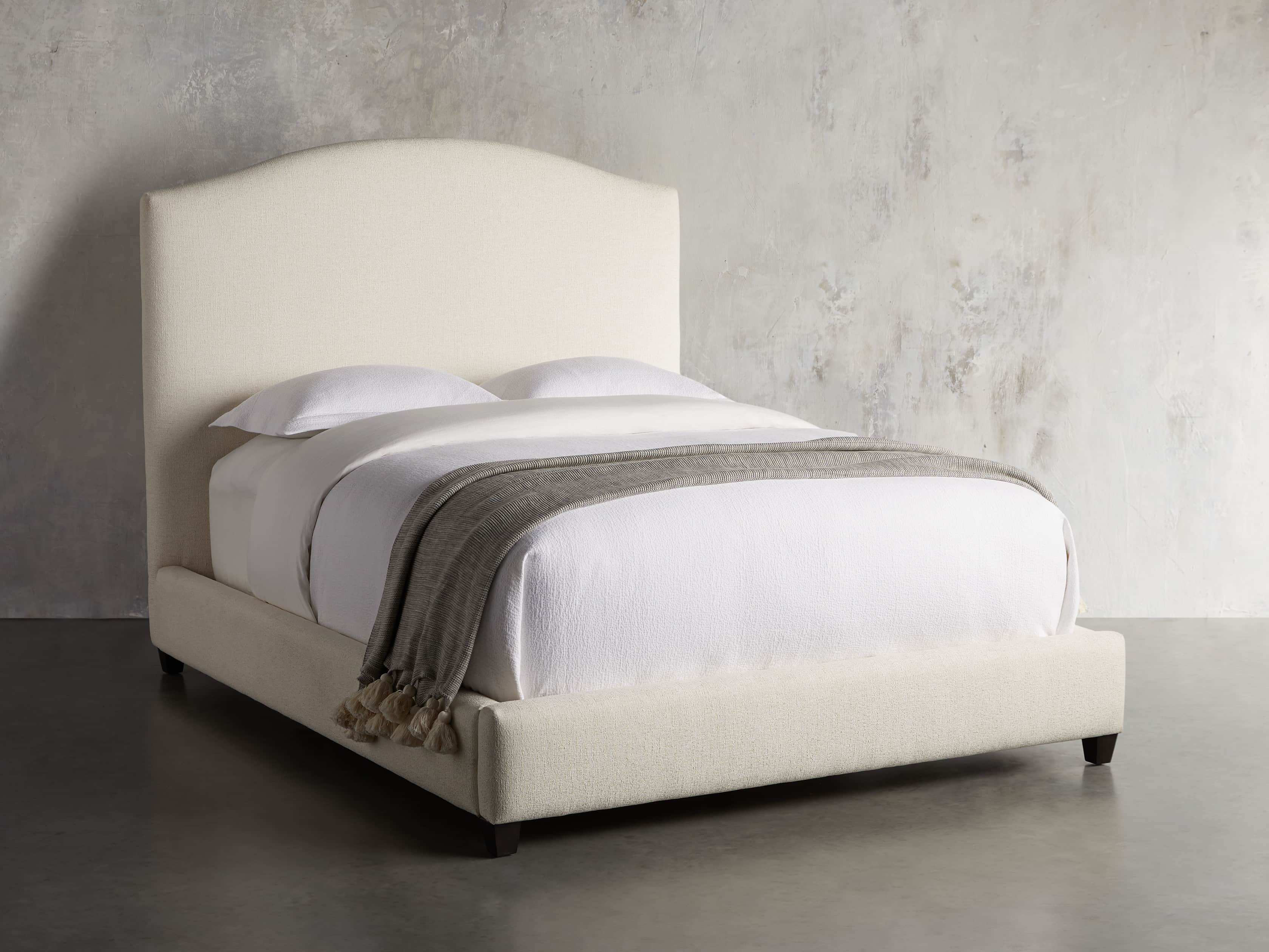 Omani Bed