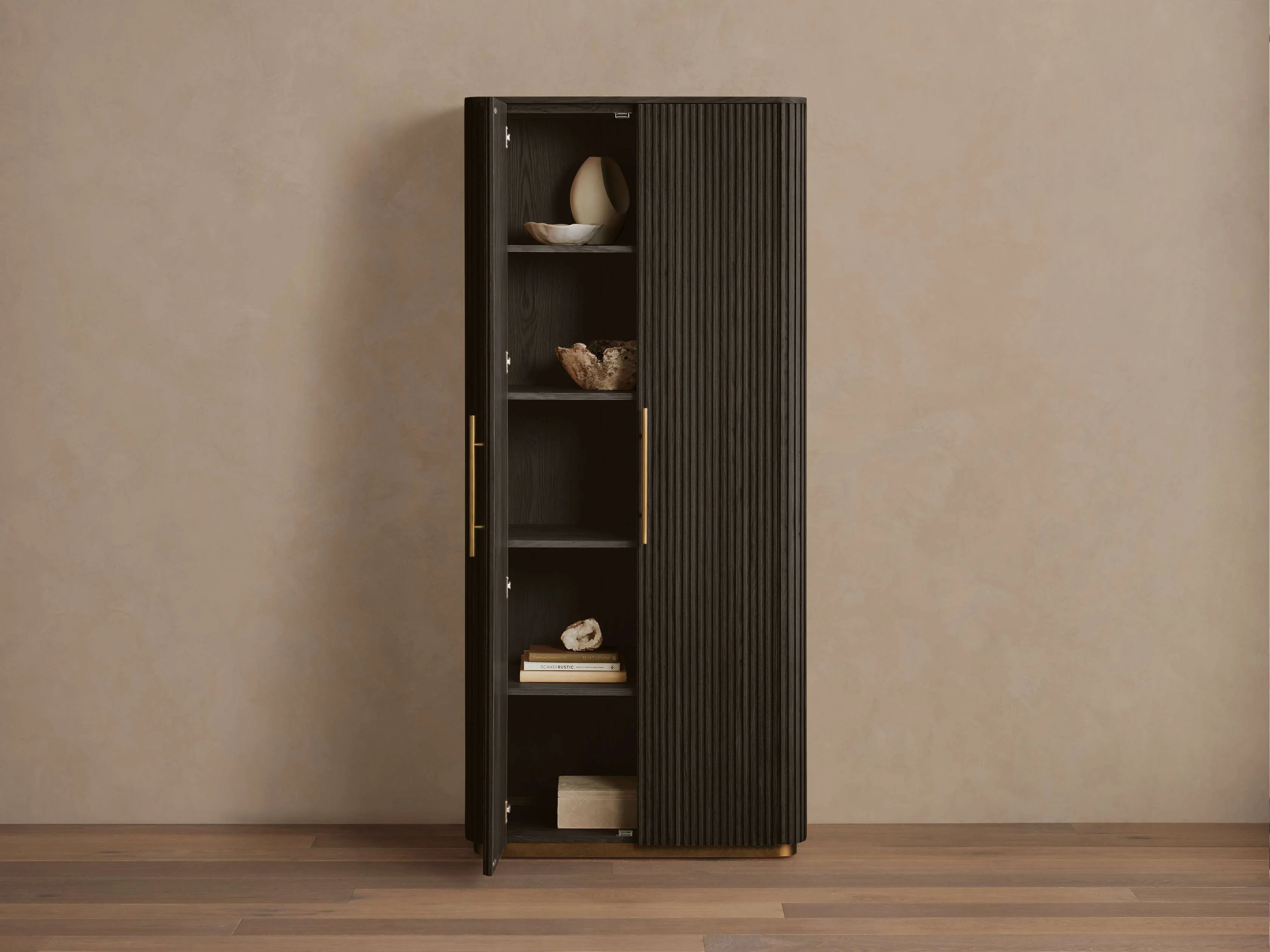 Finnley Cabinet