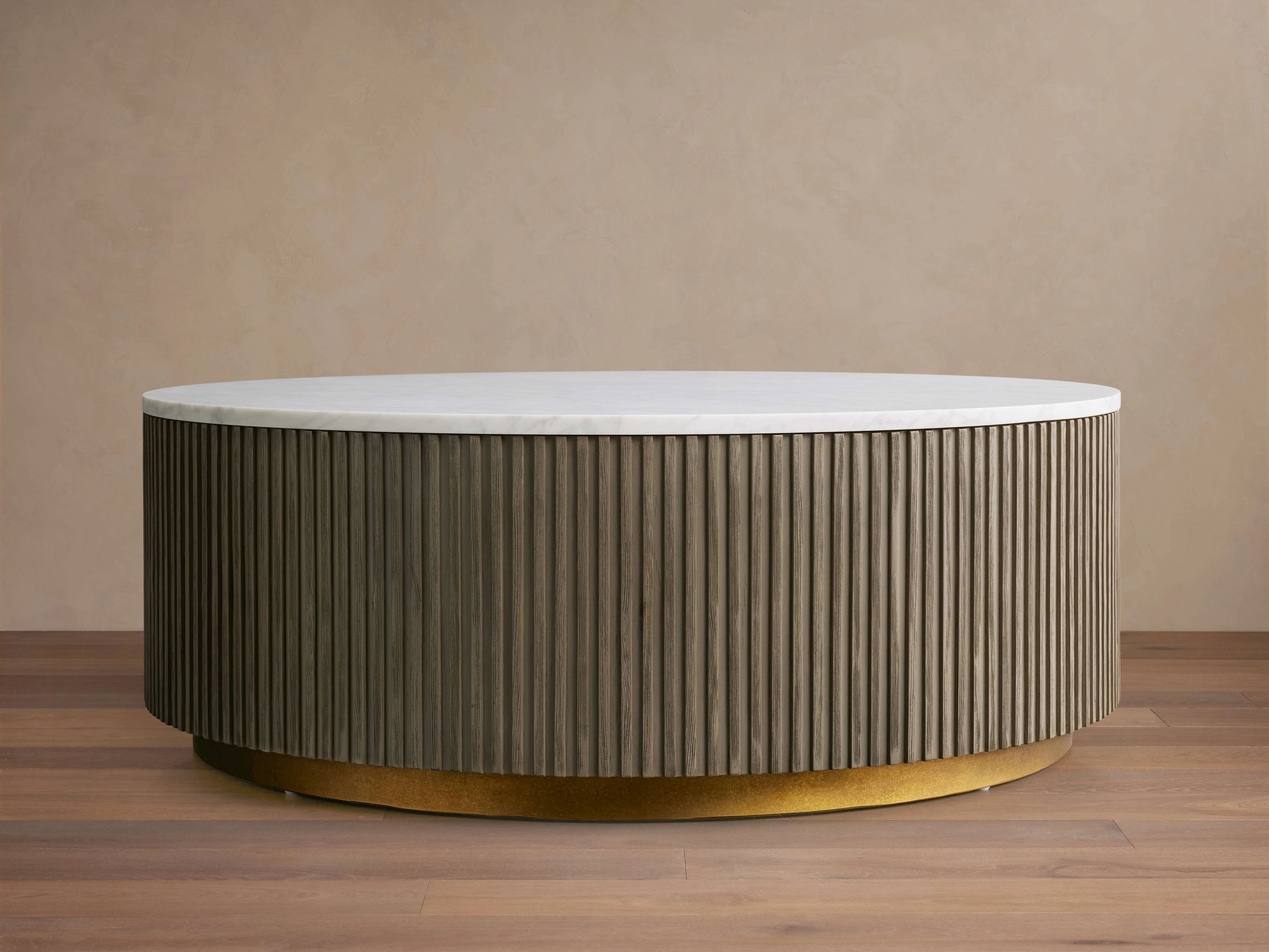 Finnley Round Coffee Table in Liath Smoke