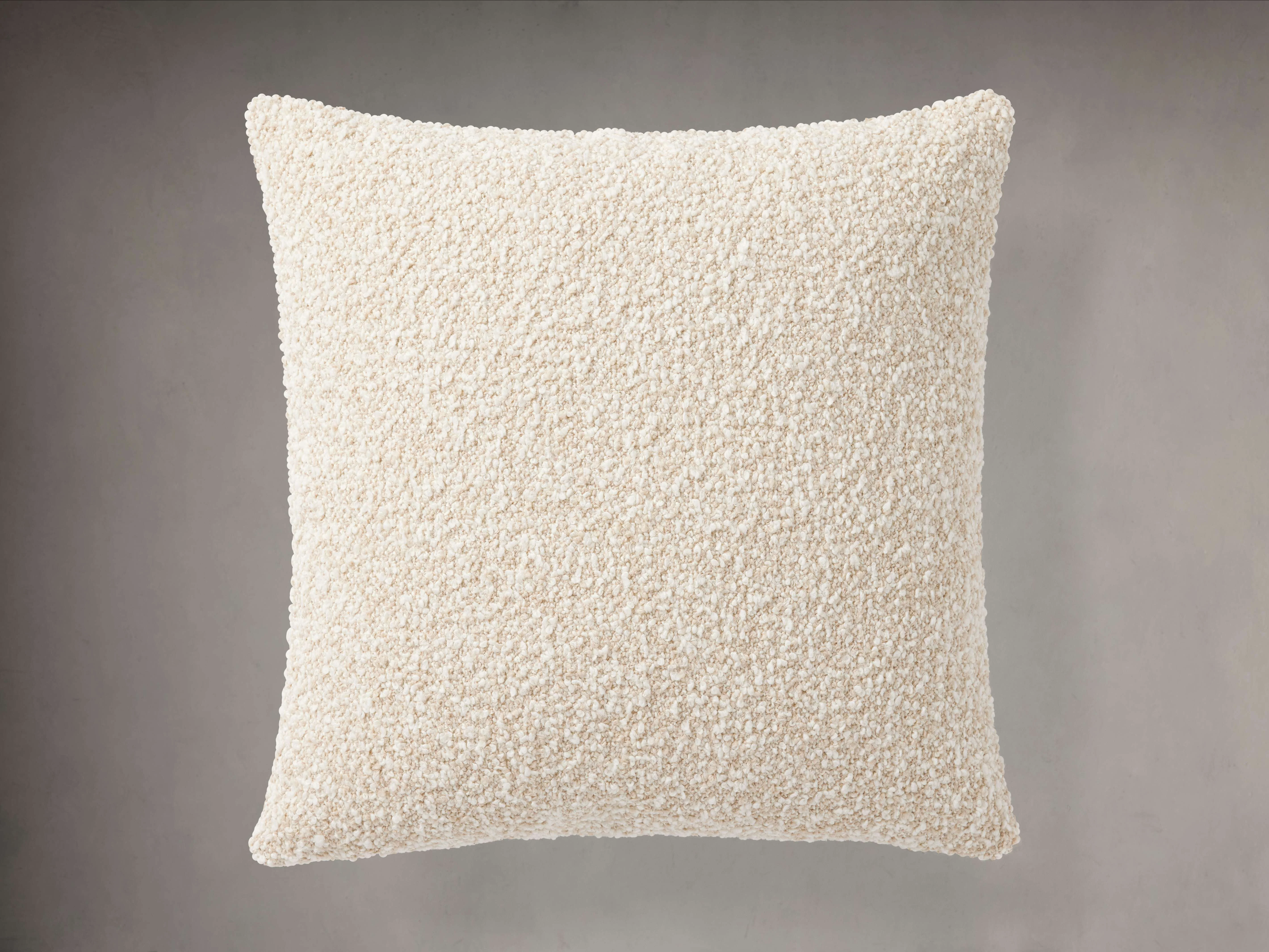 22419-italian-pillow-1.webp