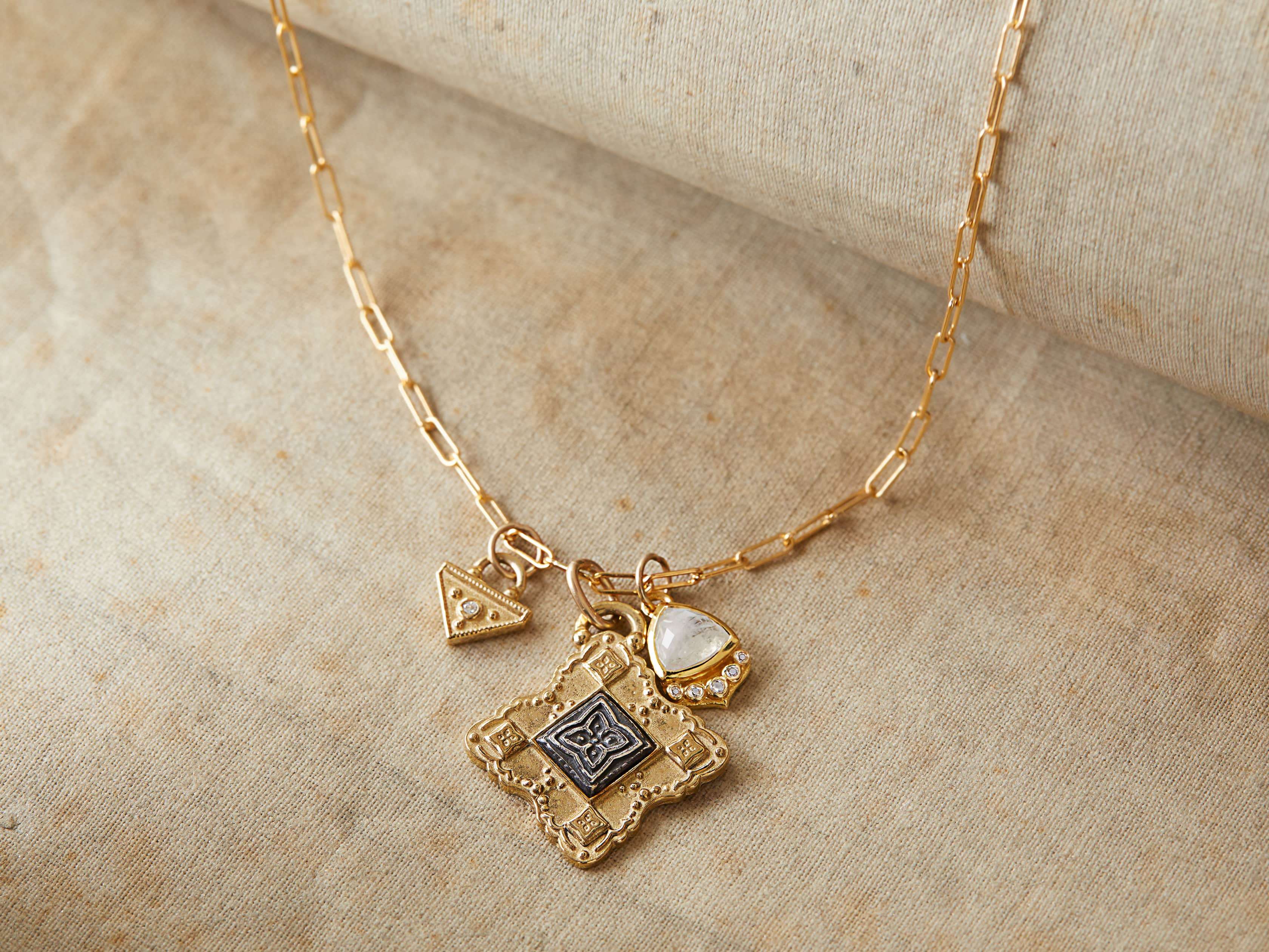 2295-lito-necklace-1.jpg