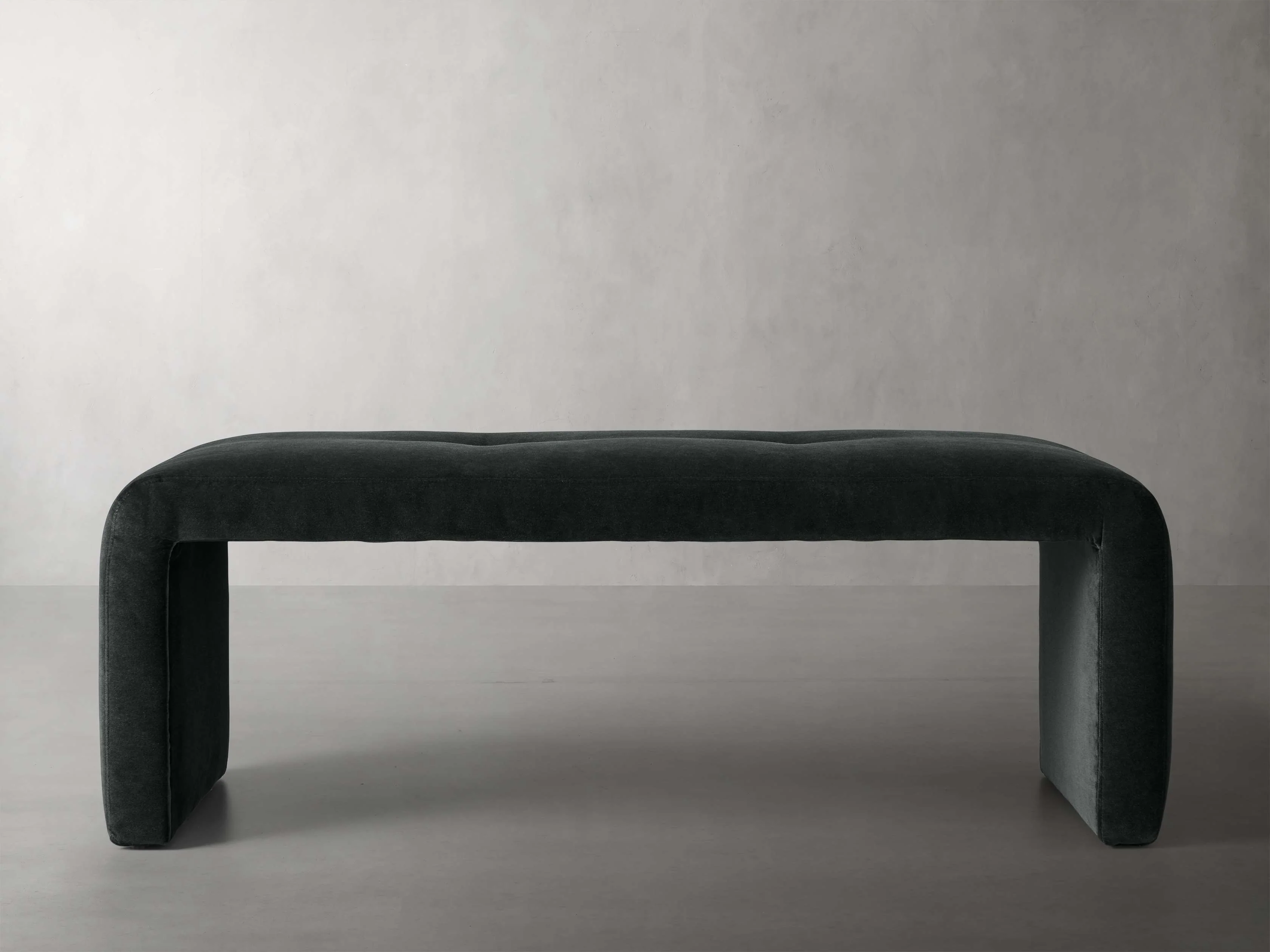 23350-ryan-bench-1.webp