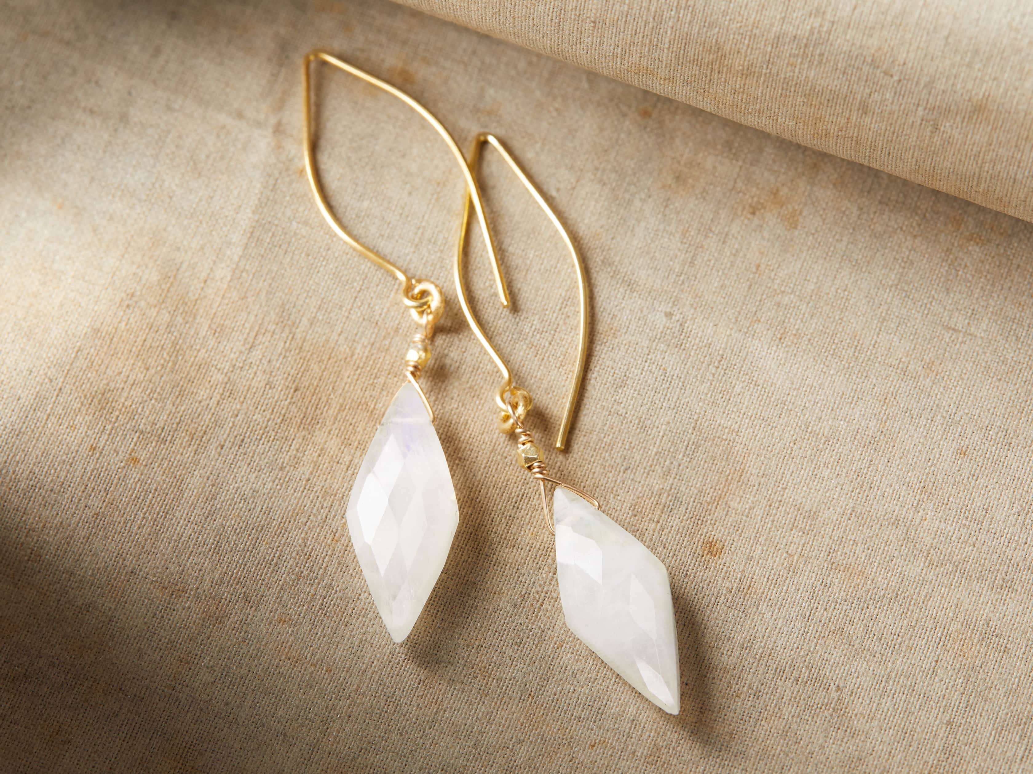 2993-kira-earrings-1.jpg