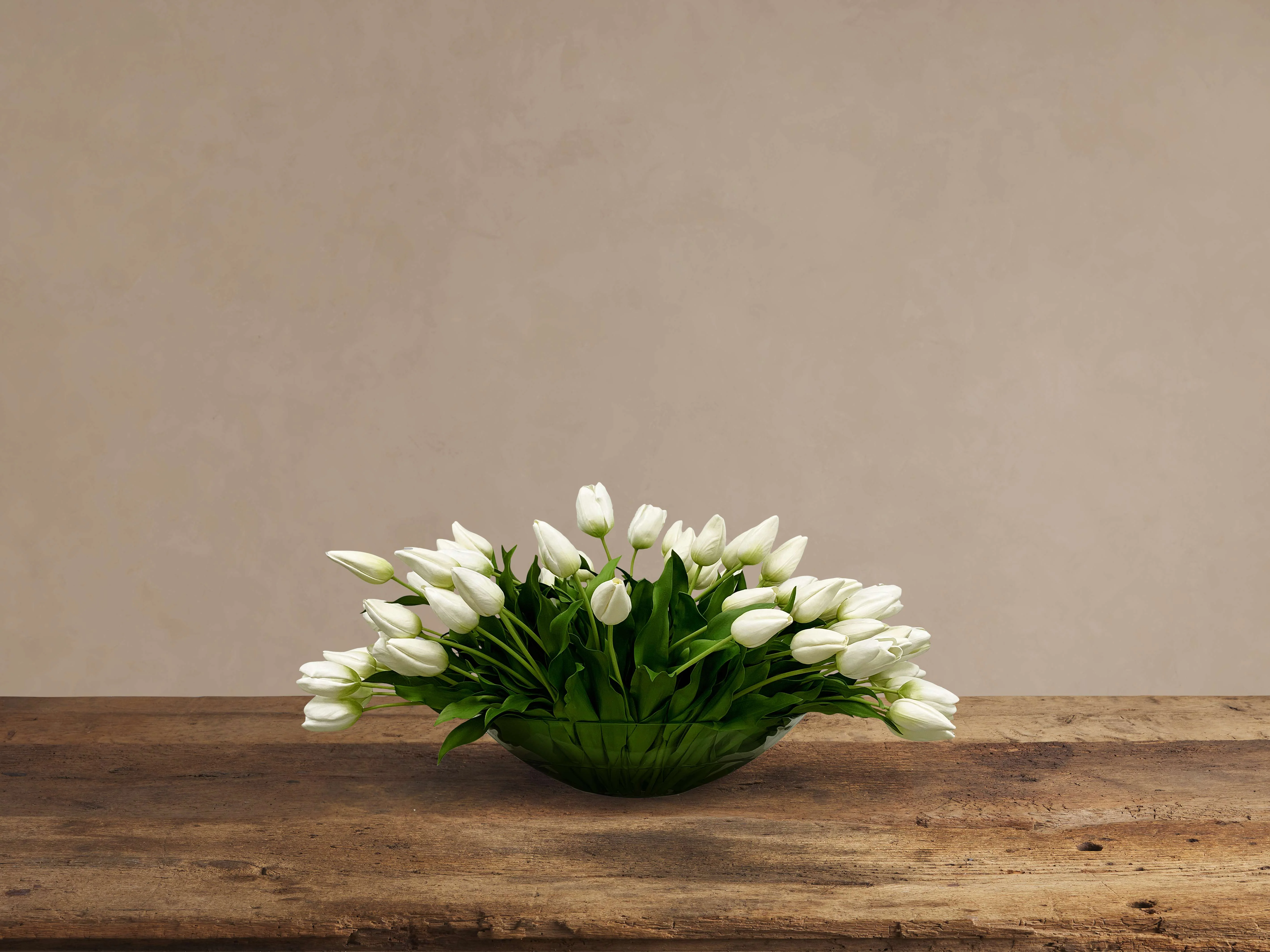 3221-faux-bountiful-white-tulips-in-vase-1.webp