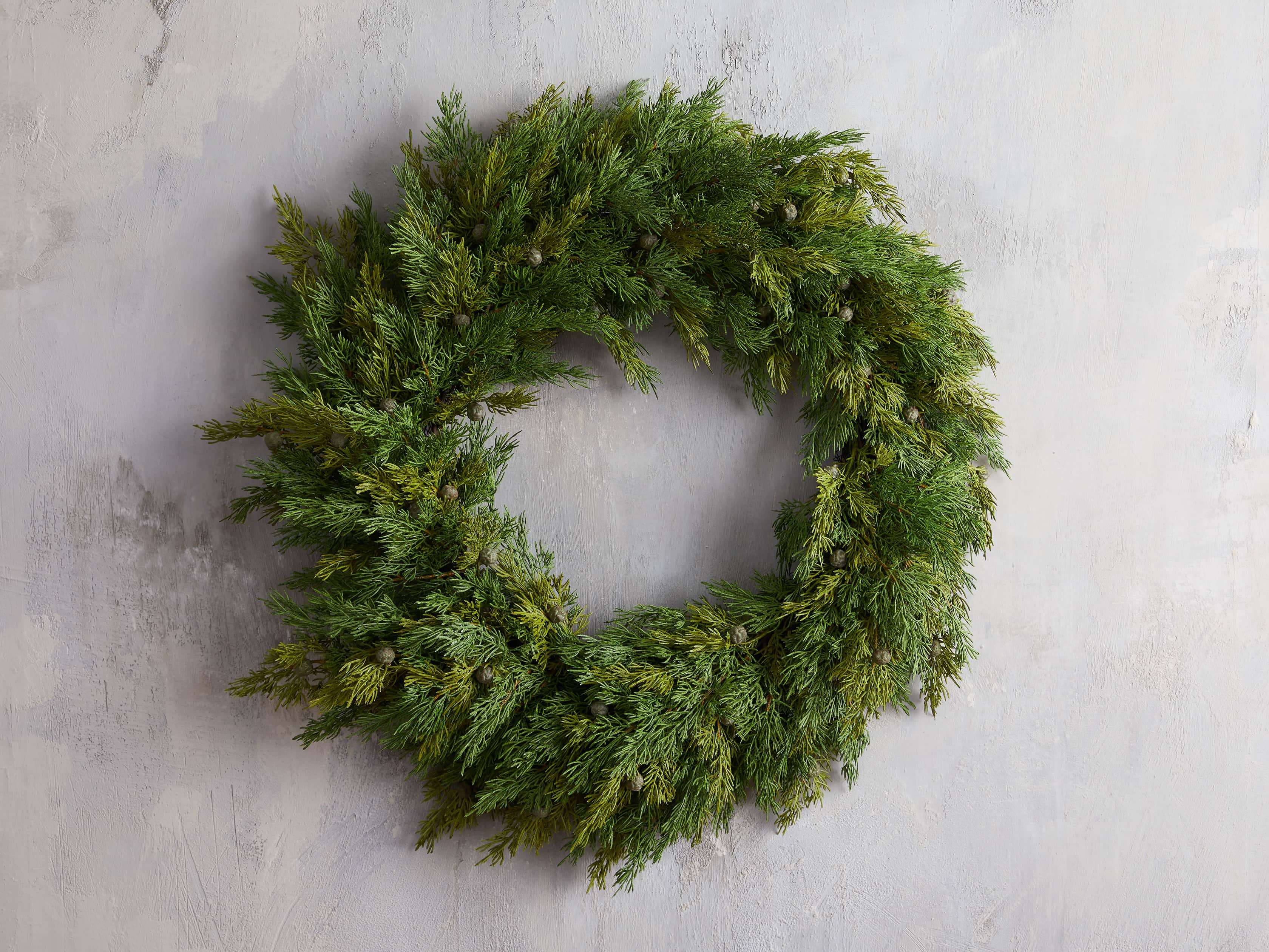 3239-faux-cedar-wreath-1.jpg