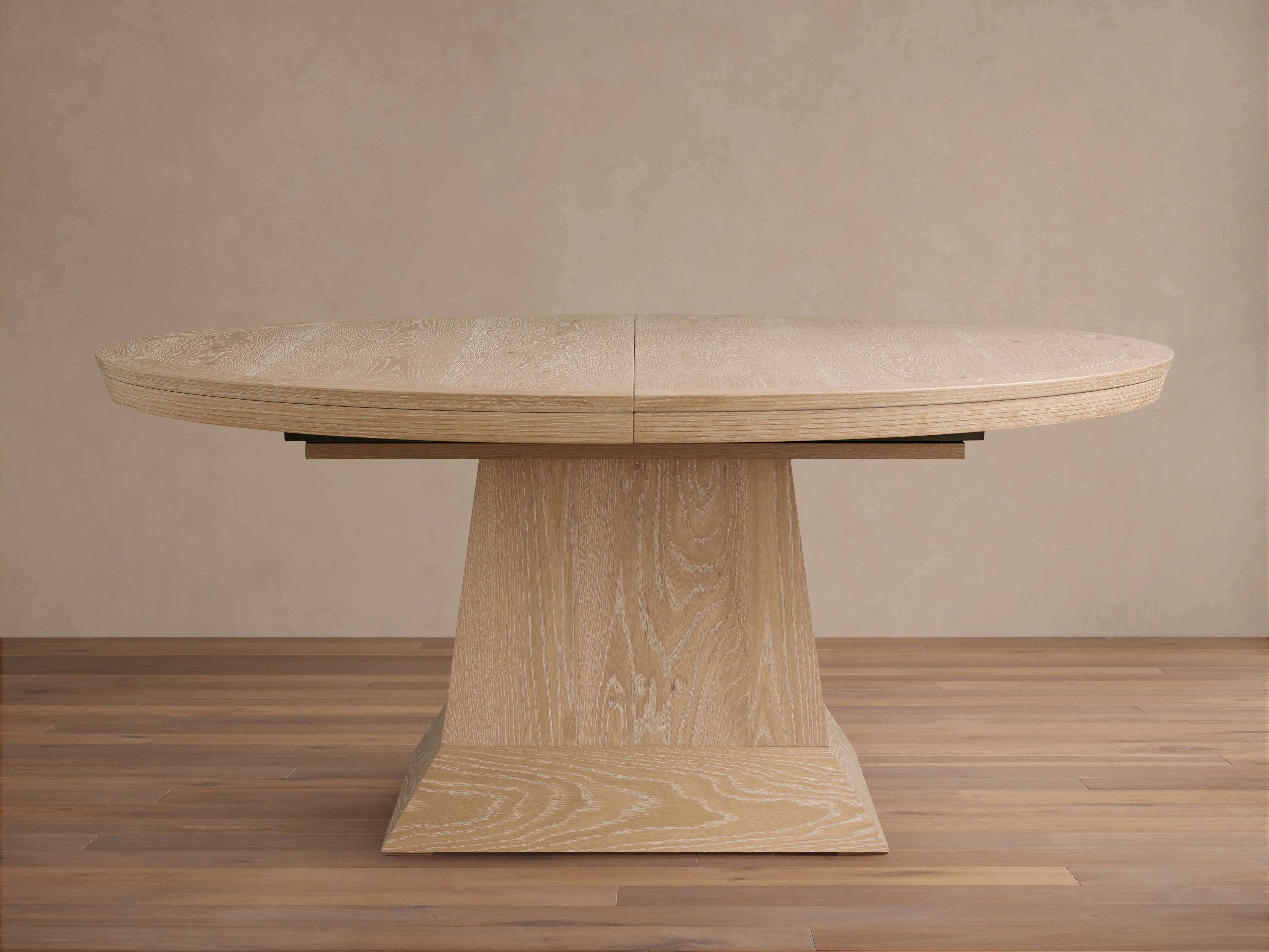 Leighton Extension Dining Table