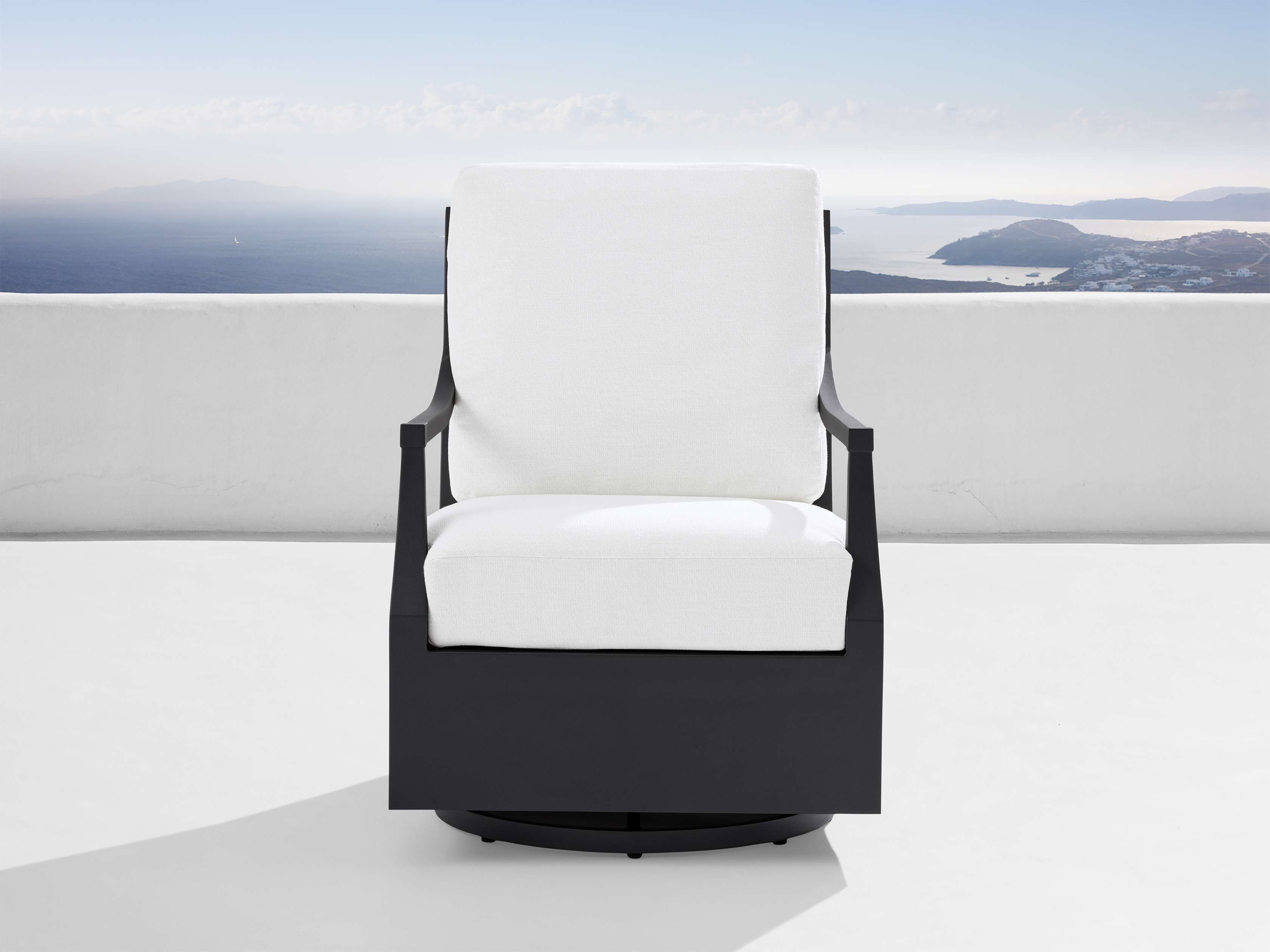 Montego Outdoor Aluminum Swivel Chair
