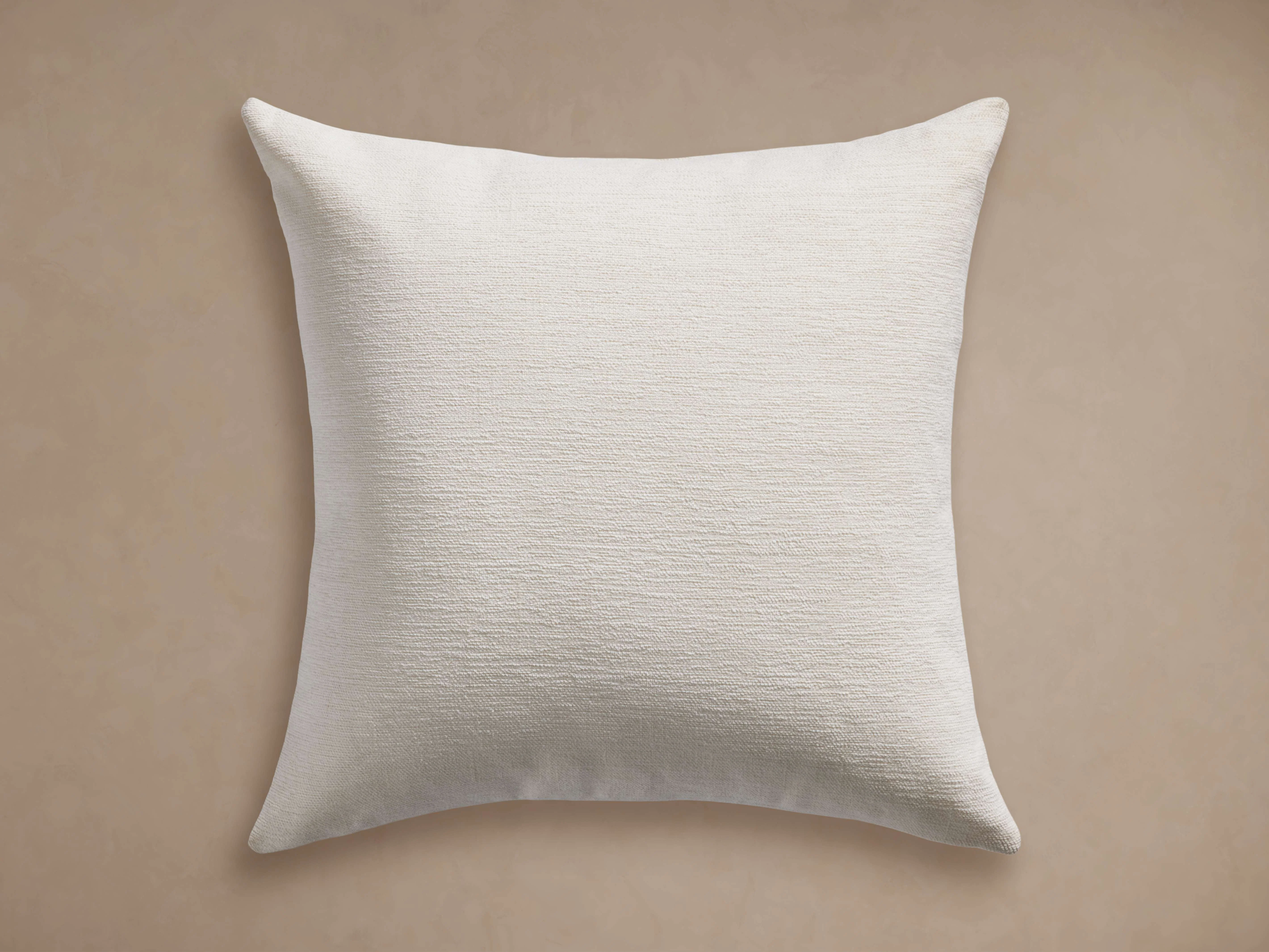 4049-granville-outdoor-pillow-1.webp