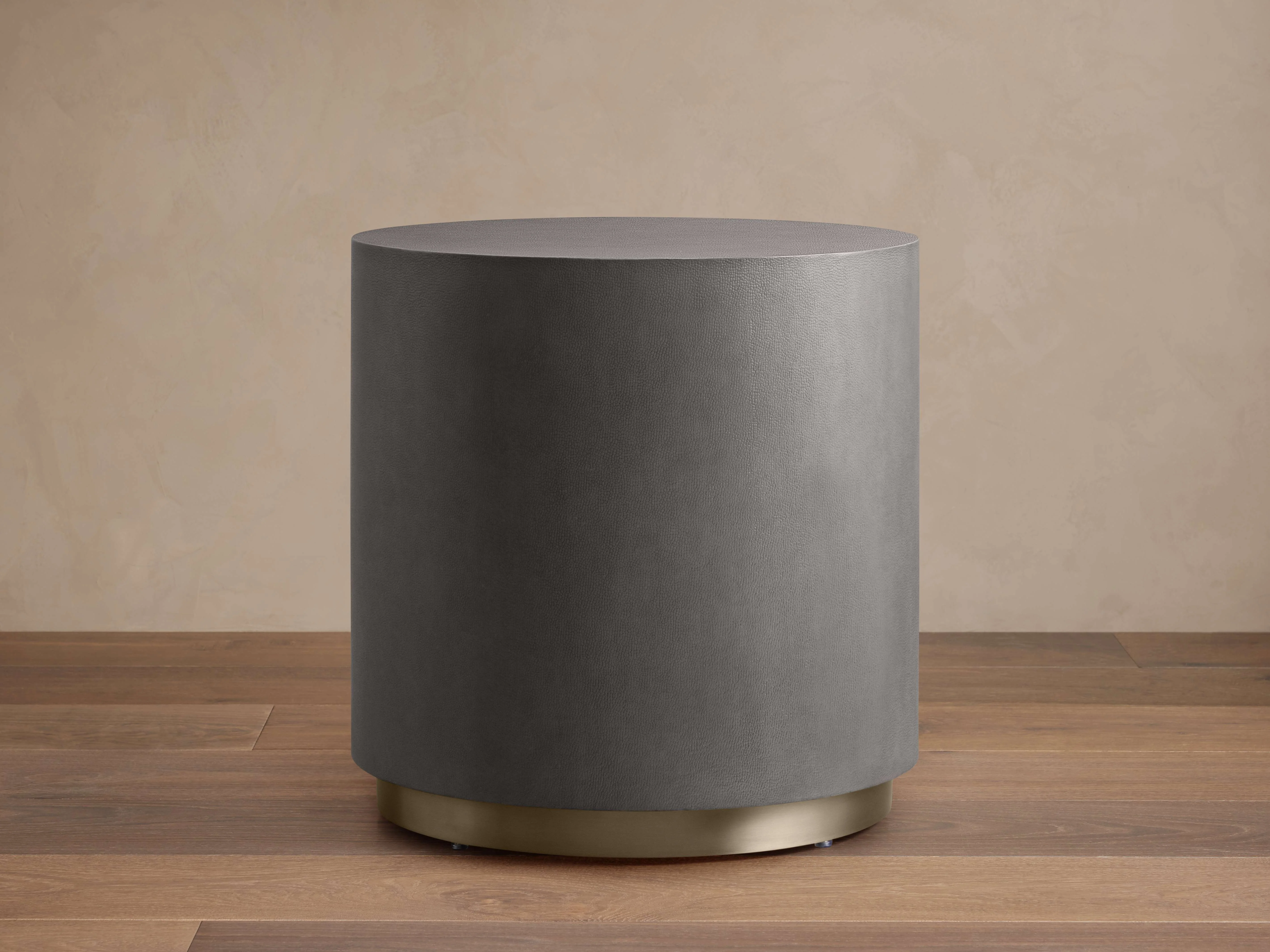 Malone Round Plinth End Table
