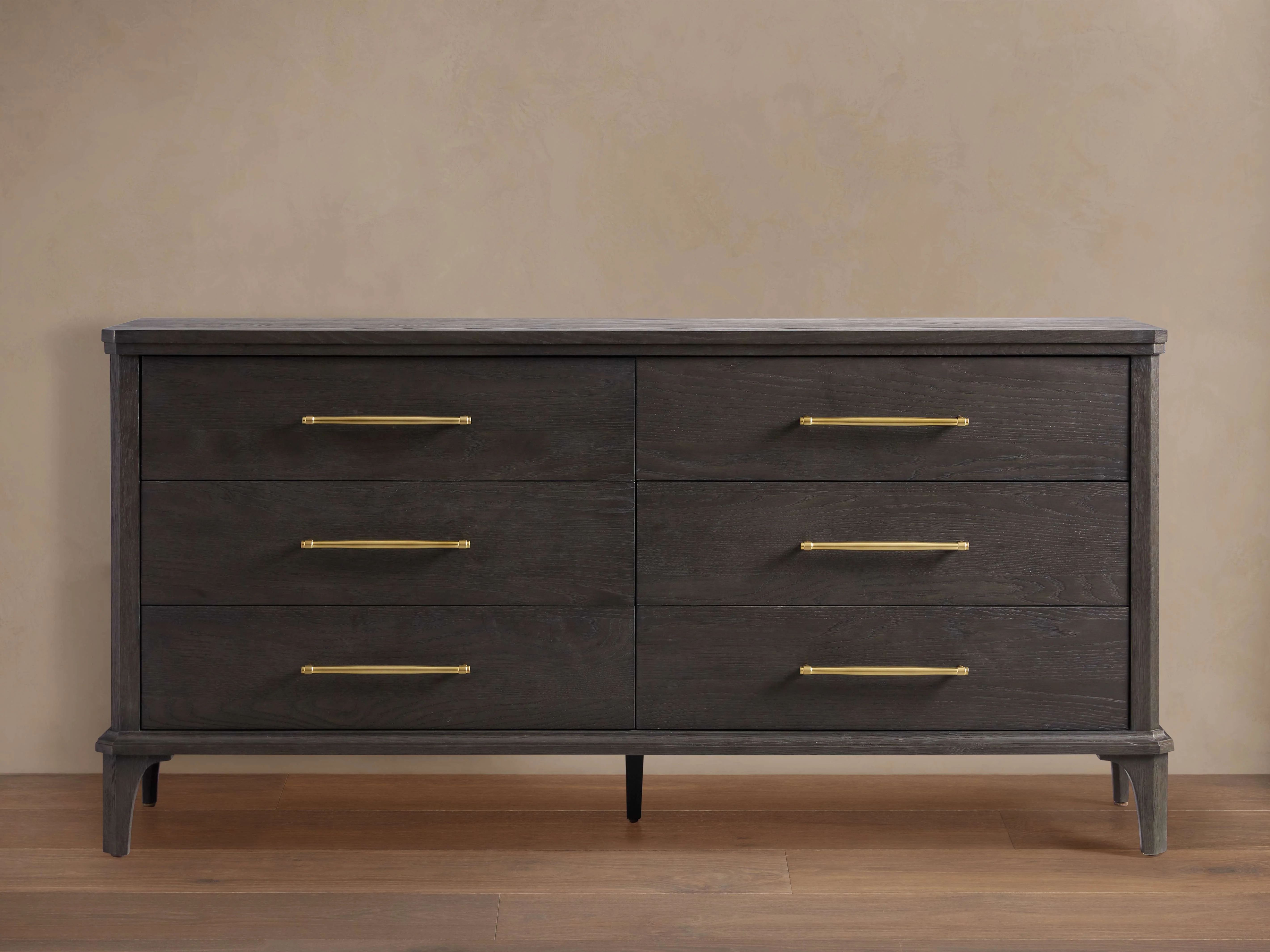 St. Martin Six-Drawer Dresser