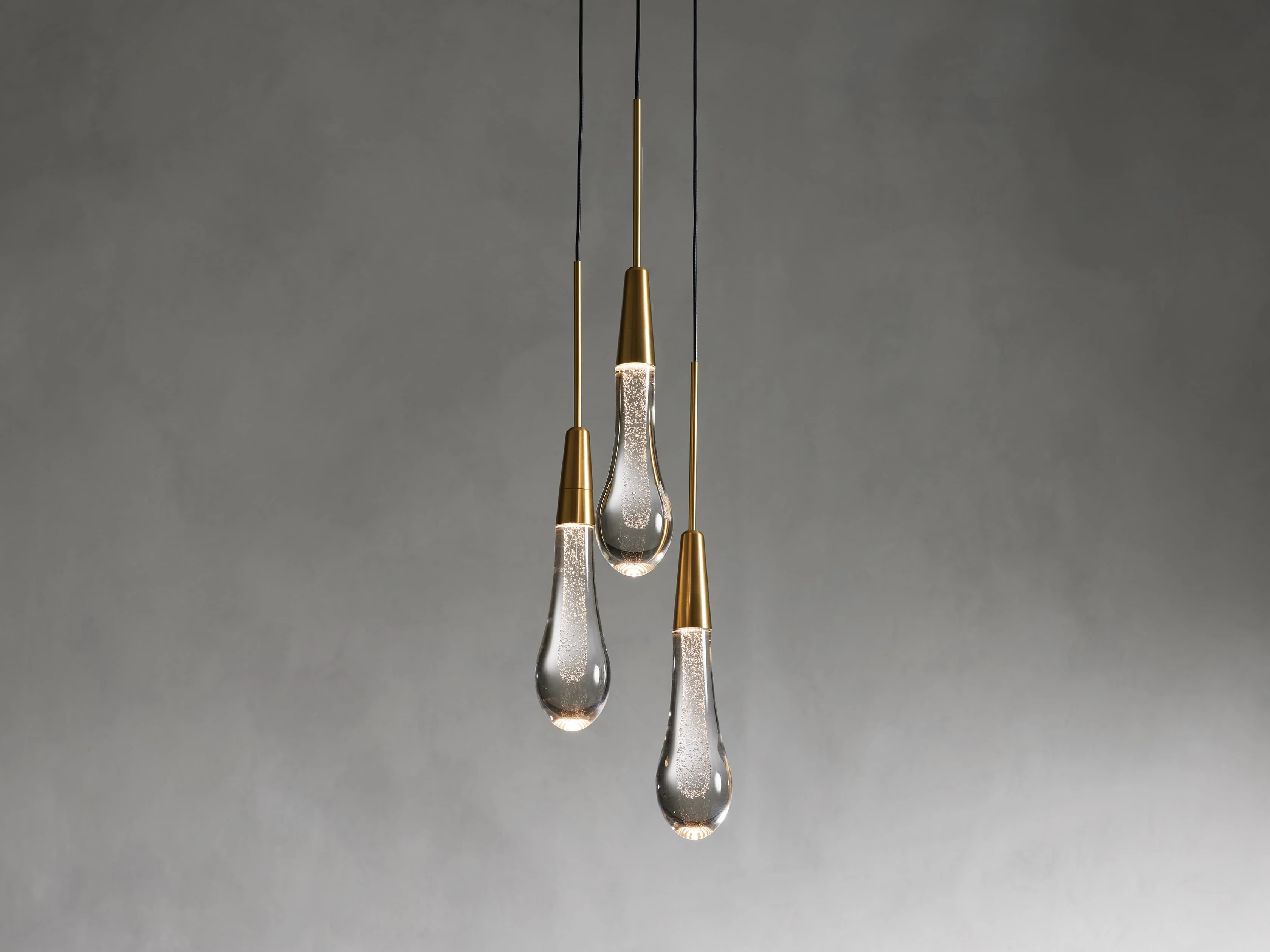 5189-soltaire-cluster-pendant-1.webp