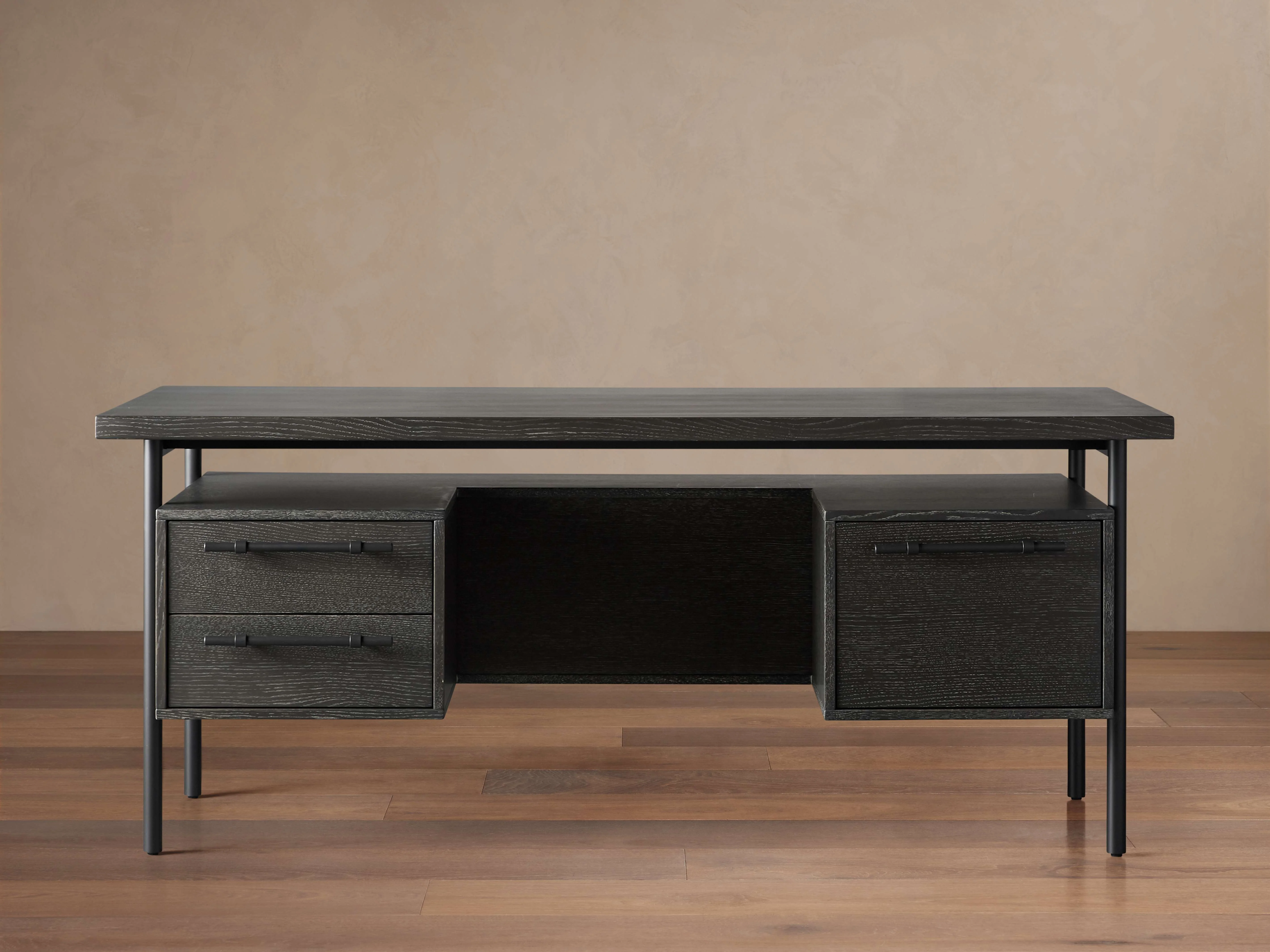 Sullivan Executive Desk 1 537-sullivan-executive-desk-1.webp