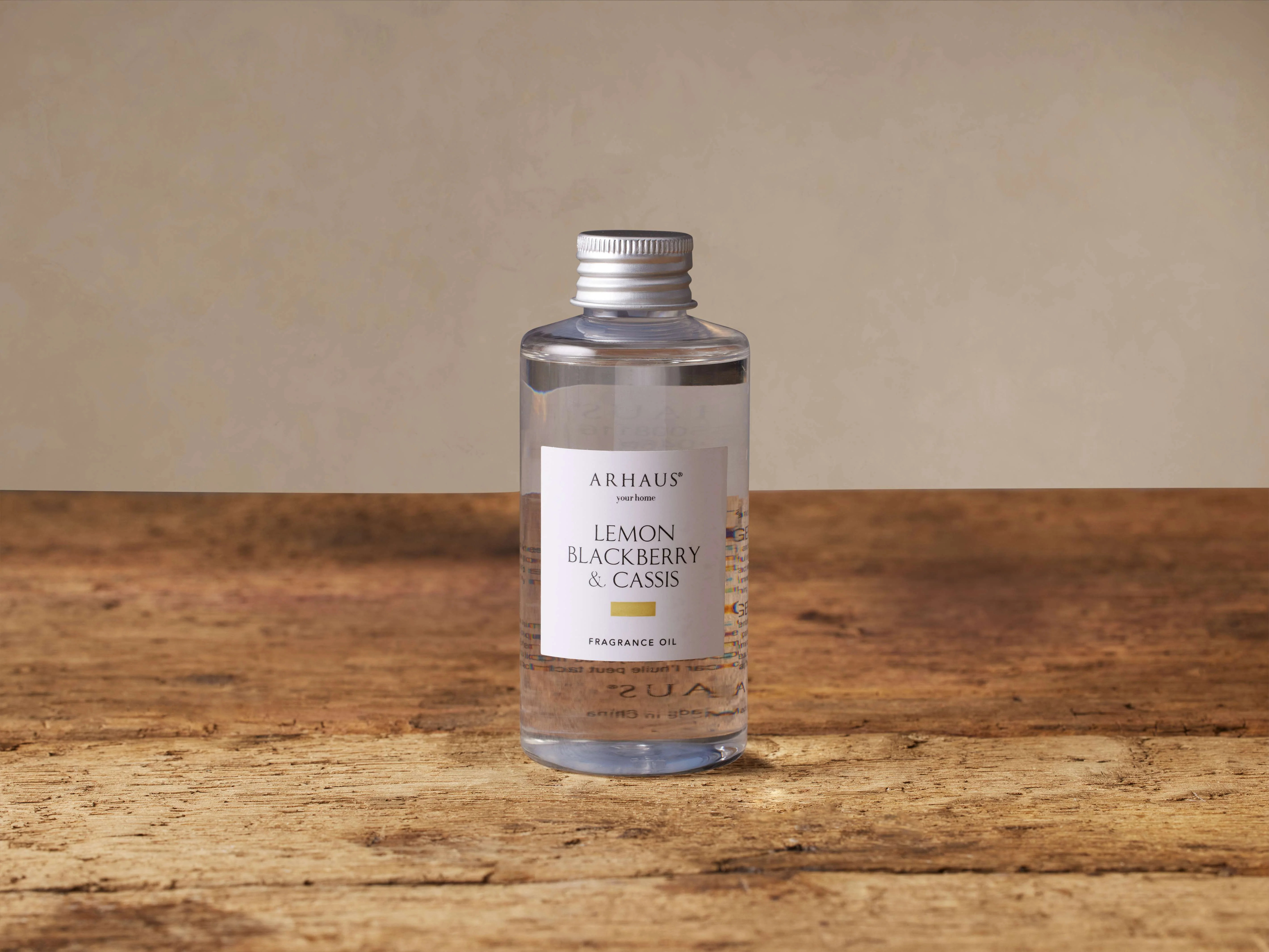Signature Diffuser Refill in Lemon 1 5444-signature-diffuser-refill-in-lemon-1.webp