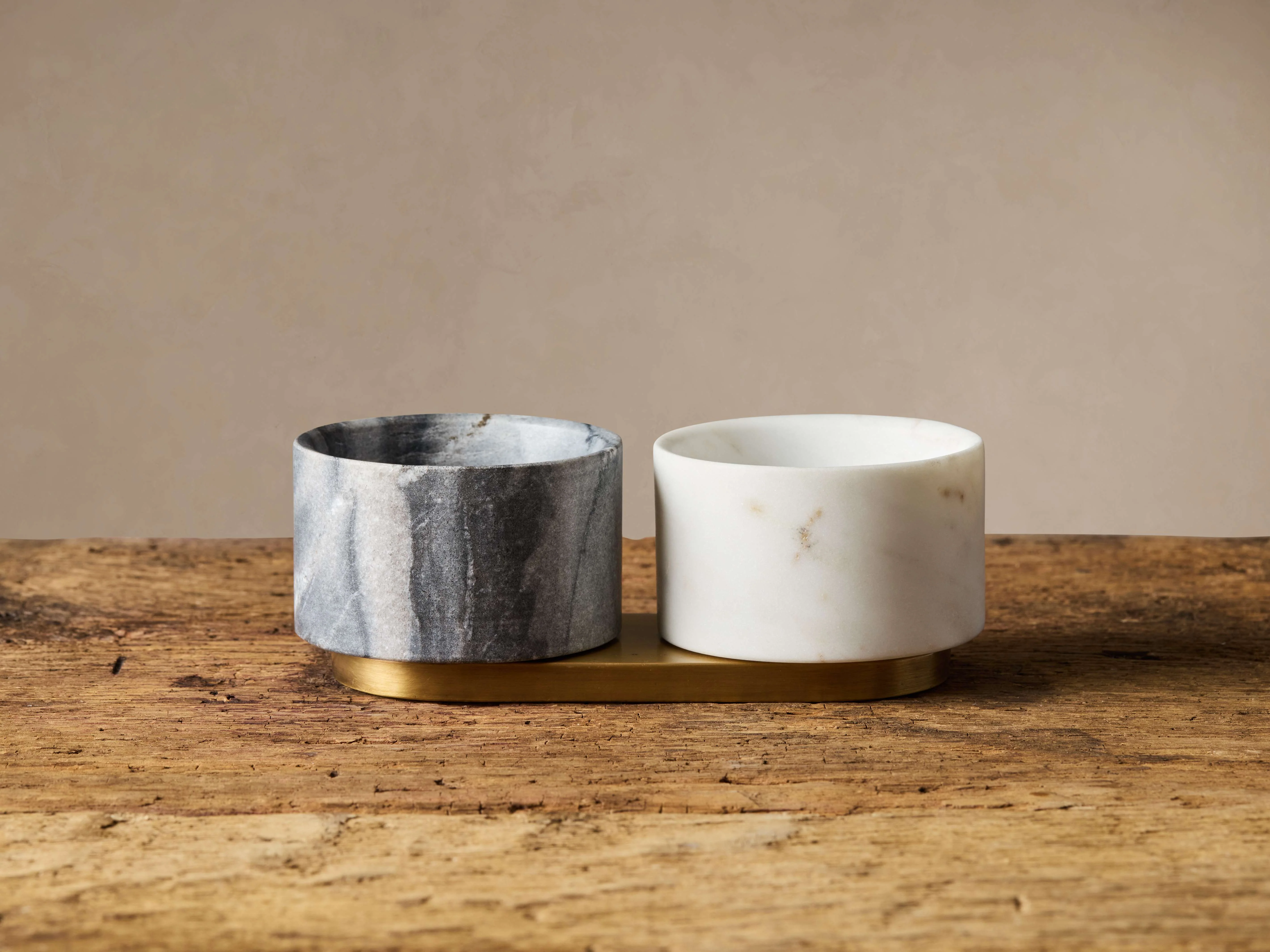 Gela Salt & Pepper Holder