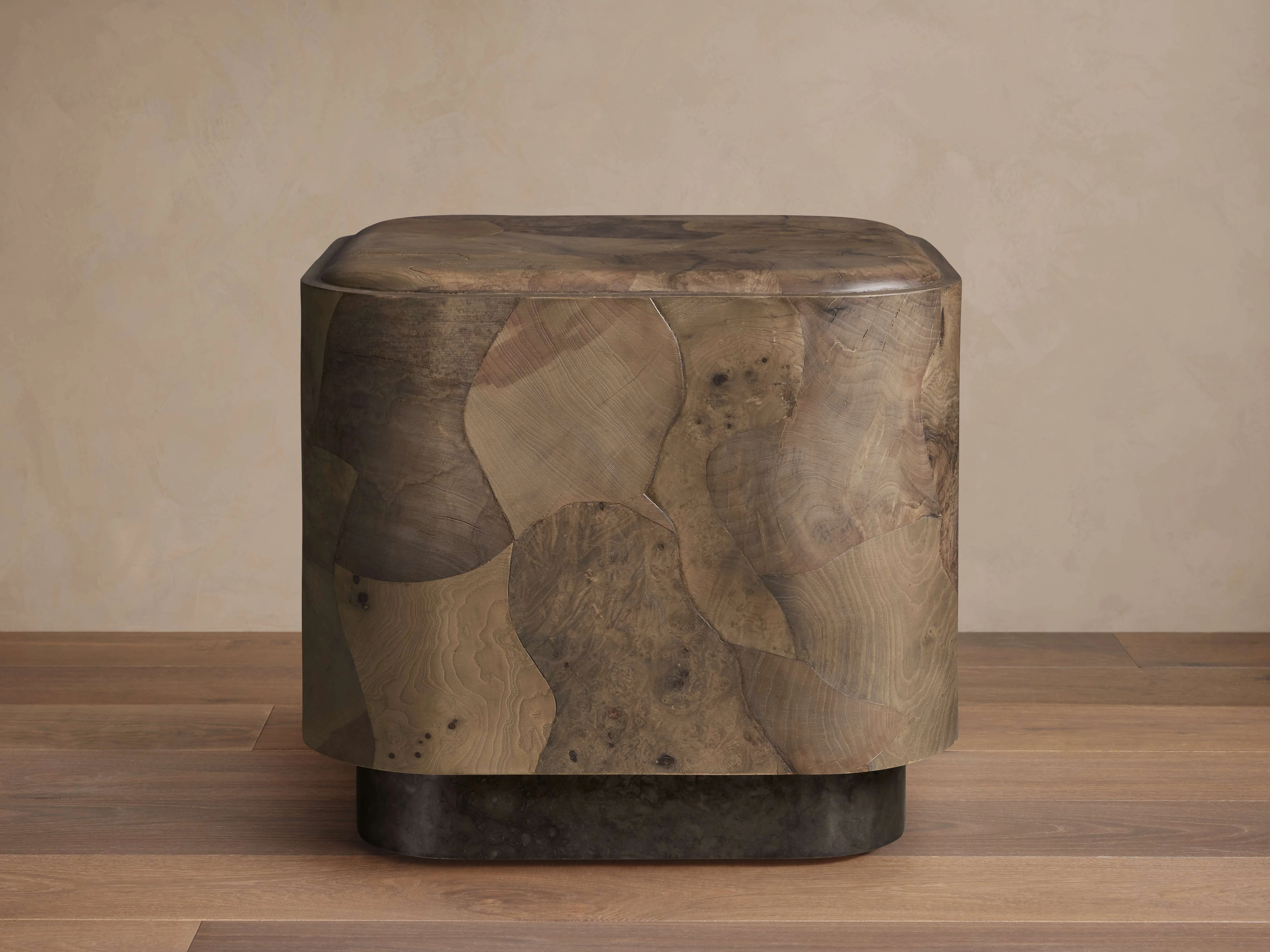 Polanco Plinth End Table