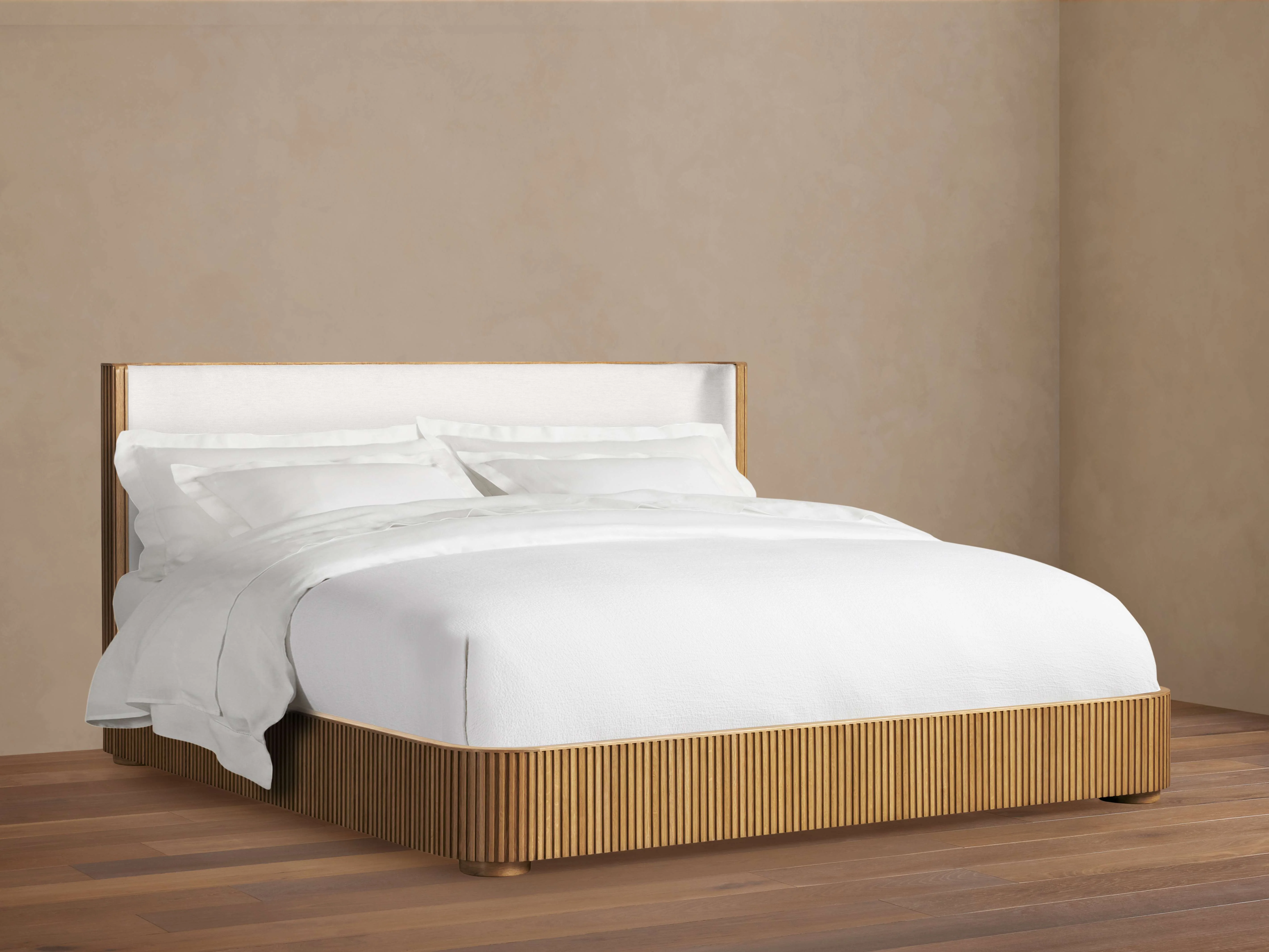 Finnley Bed