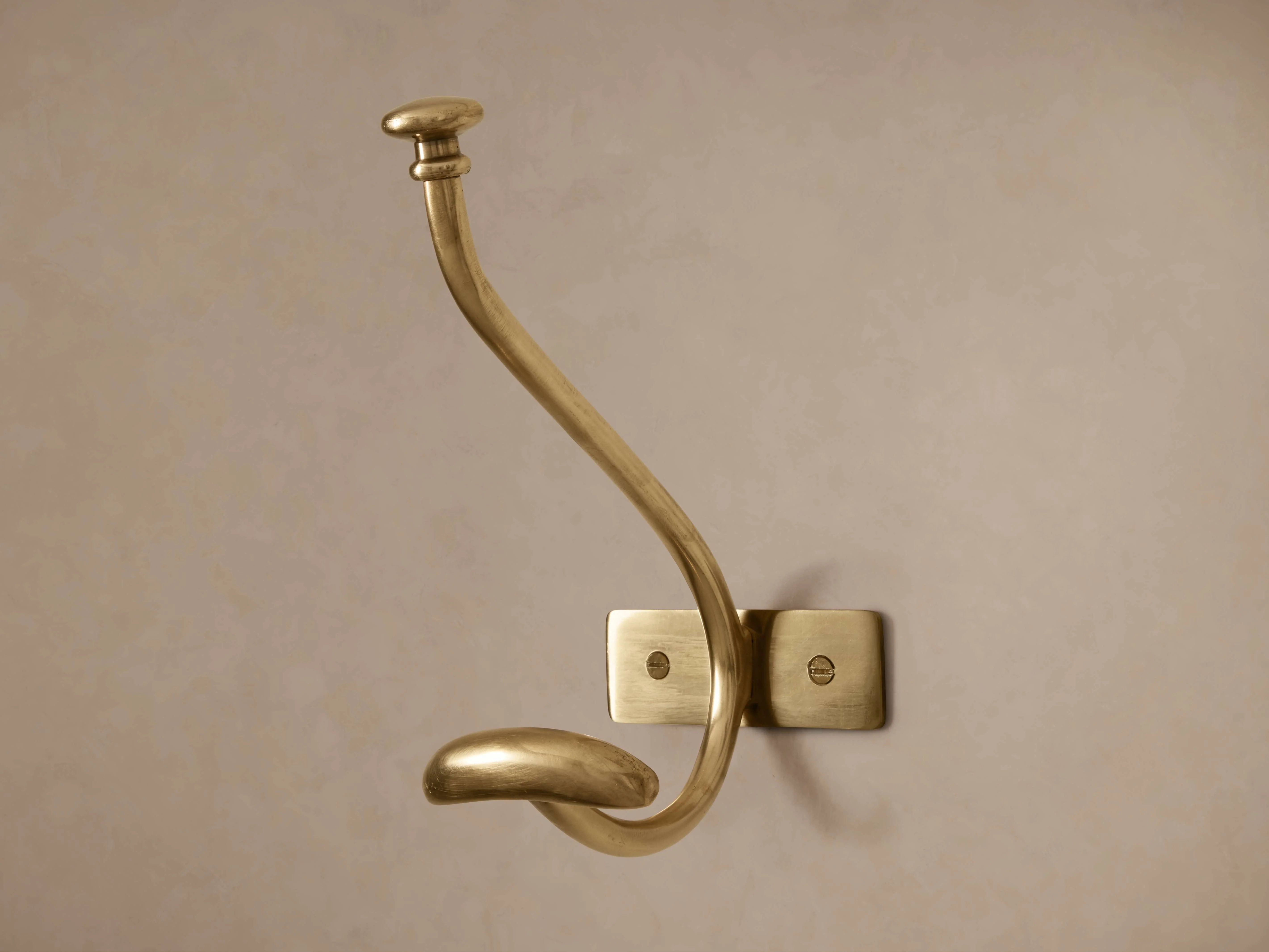 Grand Chester Hanging Hook